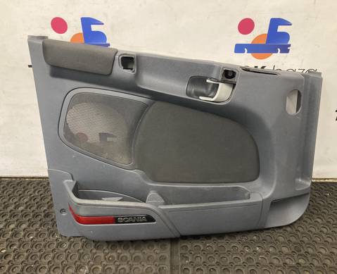 1486792 Обшивка двери левой