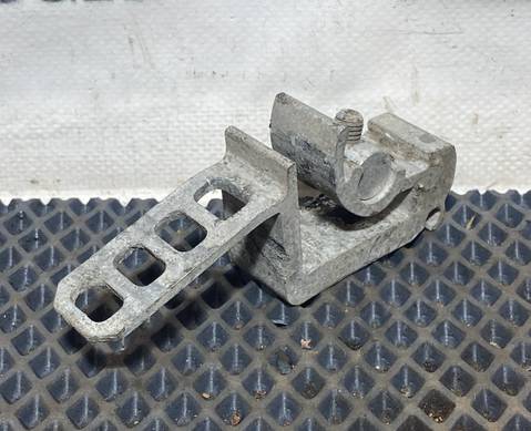 1878229 Кронштейн трубок AdBlue для Scania