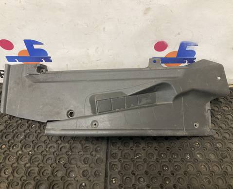 9736842318 Накладка порога правая для Mercedes-Benz Axor I (с 2001 по 2004)