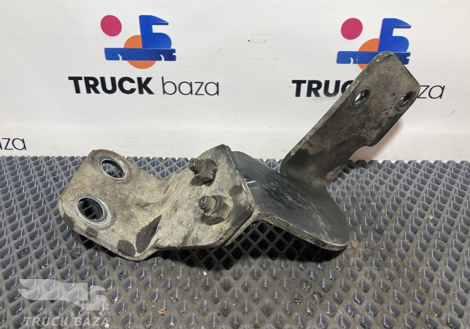 1793399 Кронштейн проводки для Scania 5-series G (с 2004 по 2016)