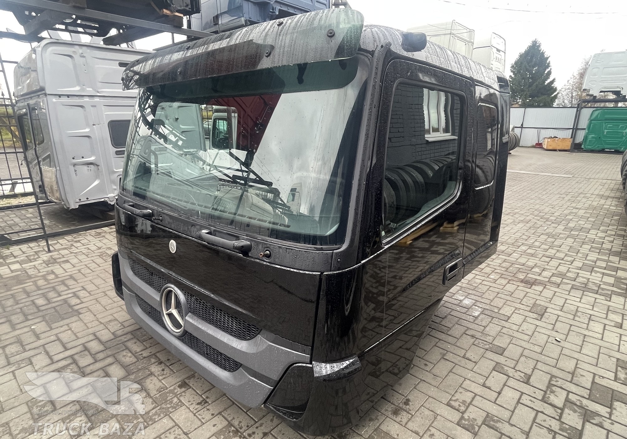 Кабина (цена неактуальна) для Mercedes-Benz Axor III (с 2010)