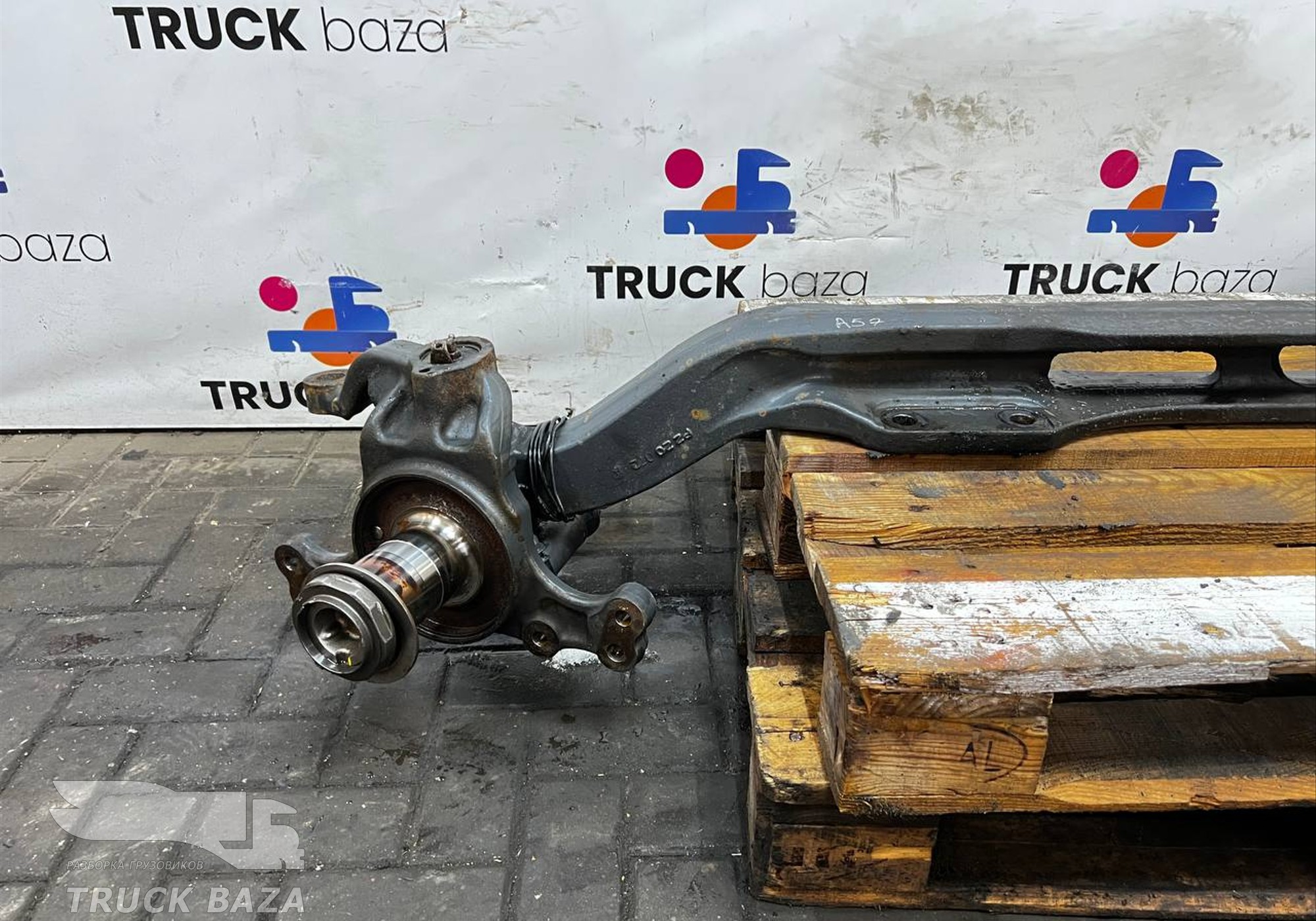 A9603323001 Кулак поворотный левый для Mercedes-Benz Actros New Actros MP4 (с 2011)