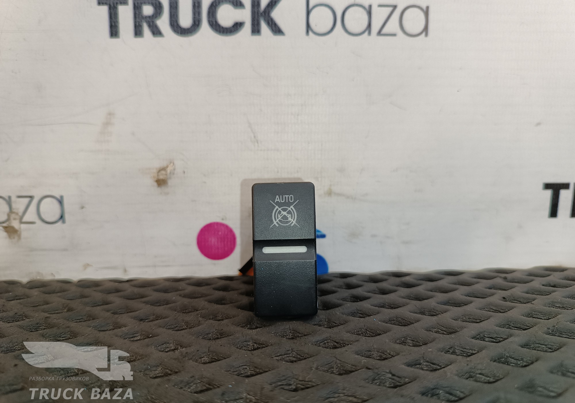 Кнопка многофункциональная для Man TGX II (с 2012)