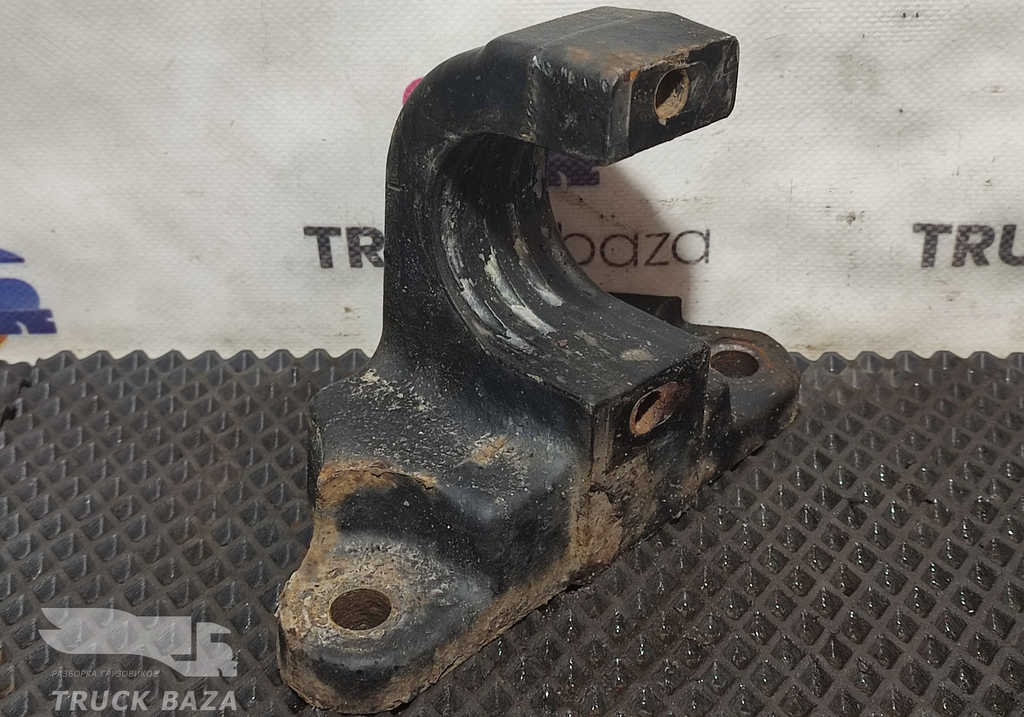 5490120304201 Кронштейн глушителя для КАМАЗ 5490 (с 2013)
