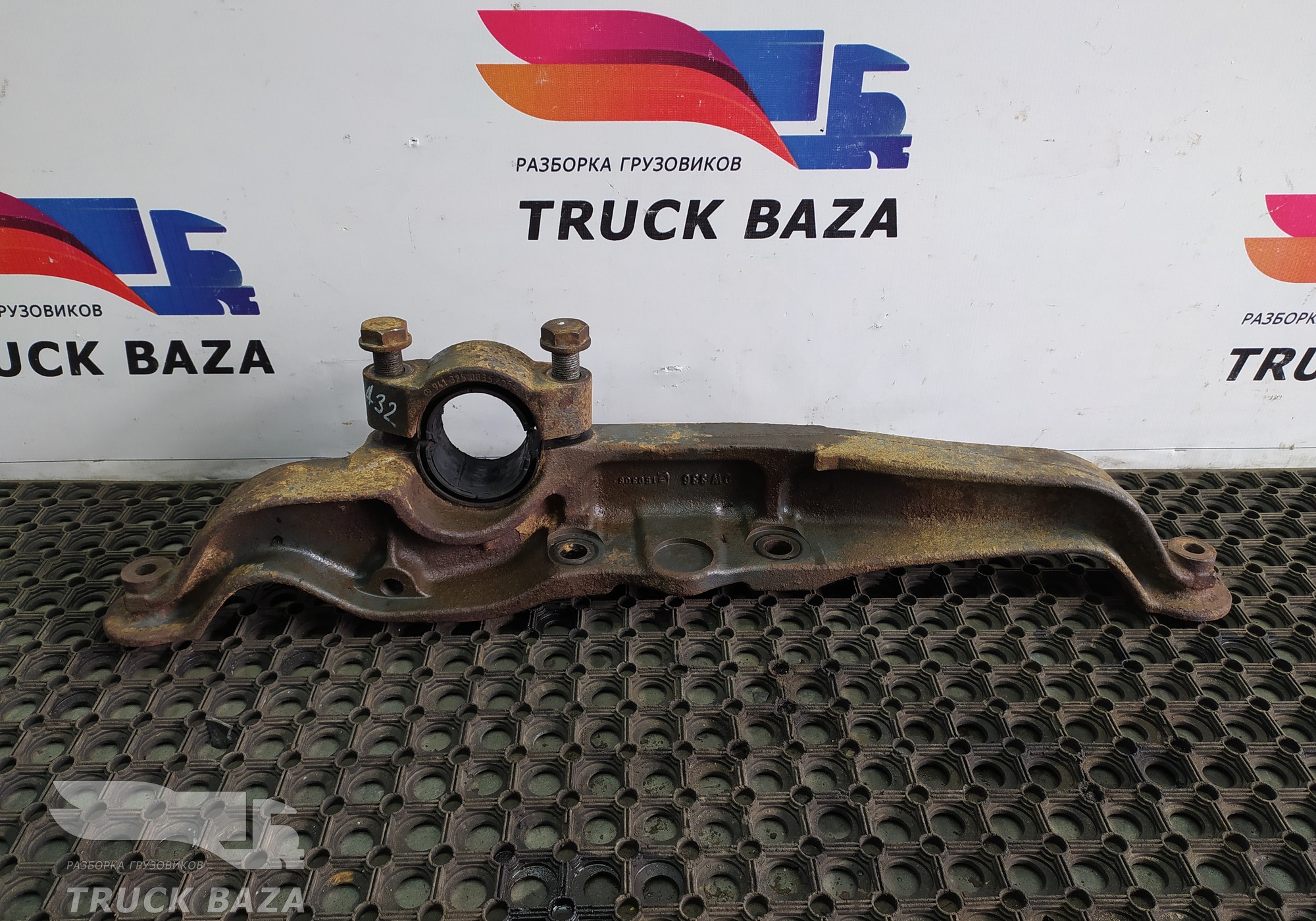 A9413280641 Кронштейн пневморессоры левый для Mercedes-Benz Axor