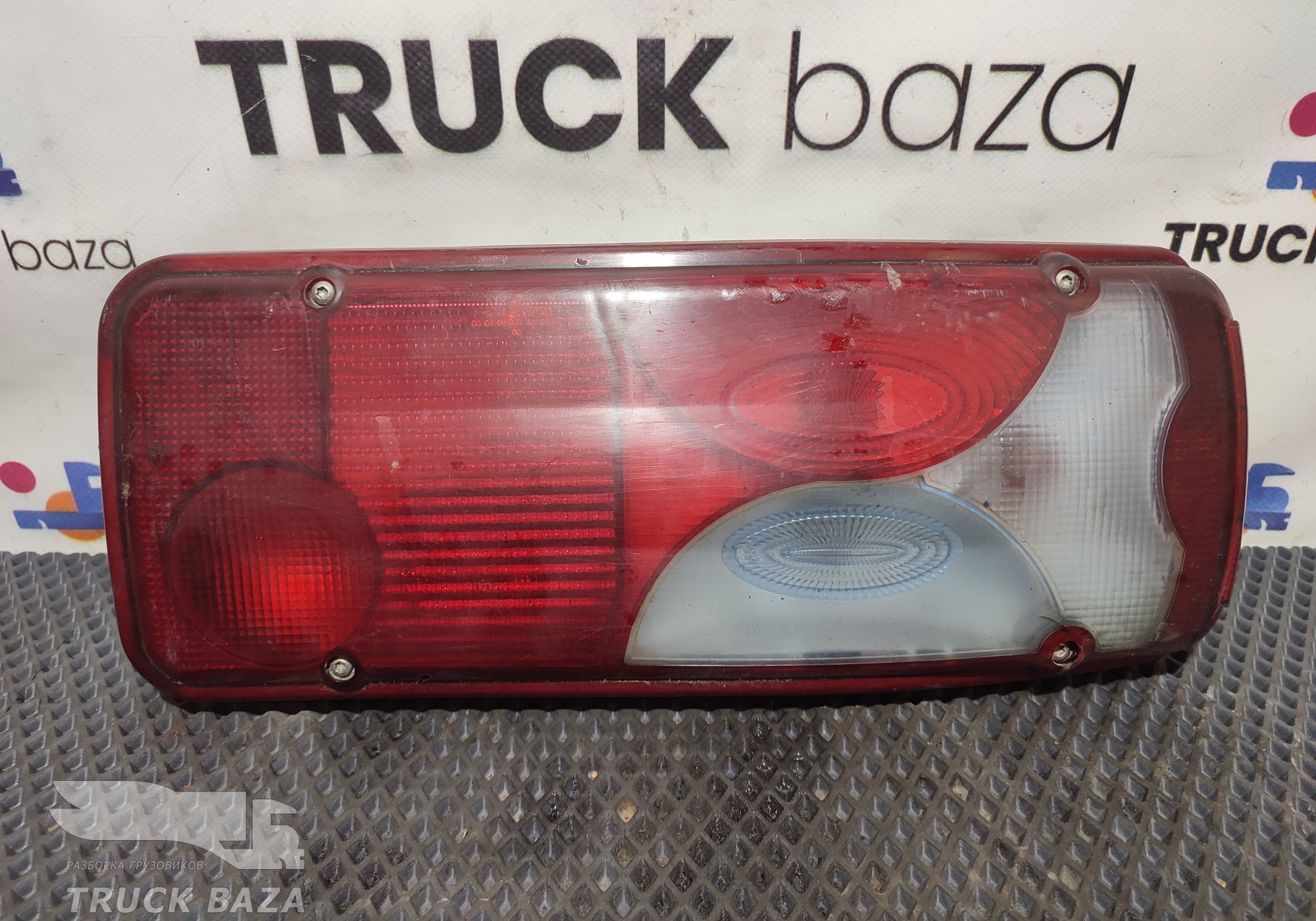 2129987 Фонарь задний правый