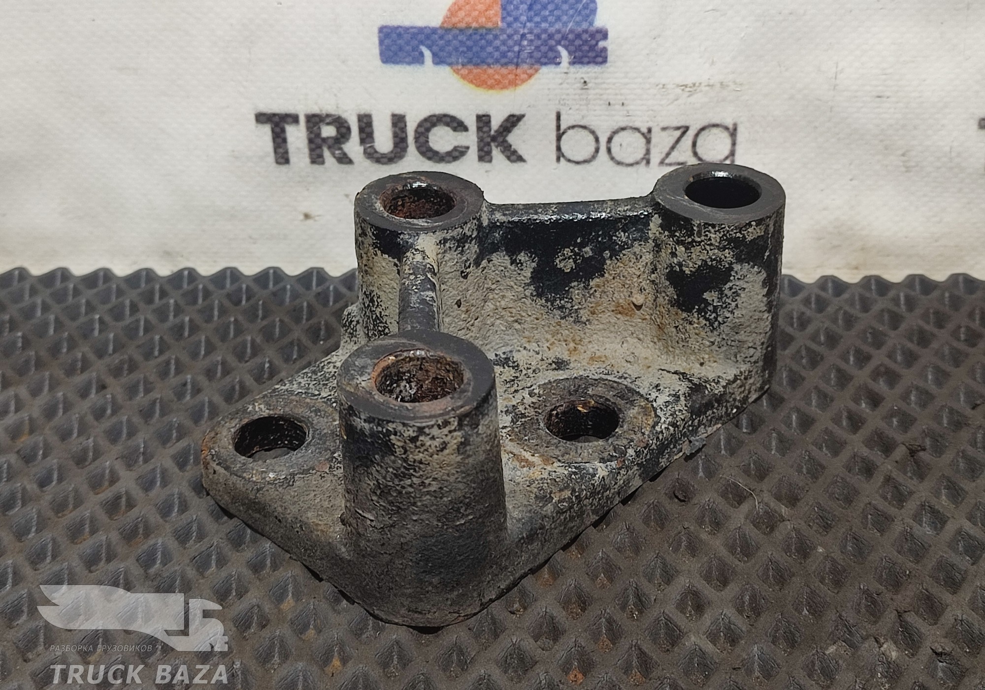 549011208710 Кронштейн глушителя для КАМАЗ 54901