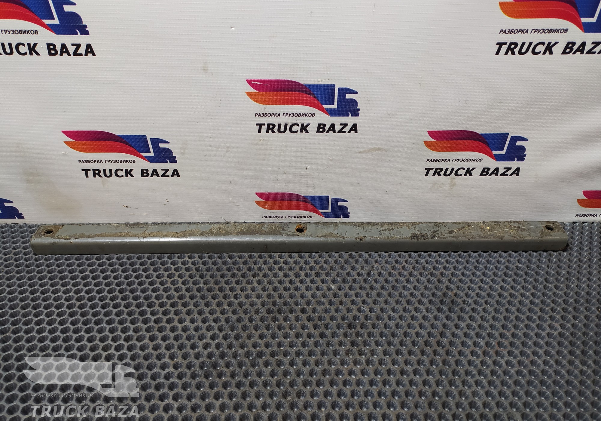 1623902 Прижимная планка ящика АКБ для Volvo FM II (с 2002)
