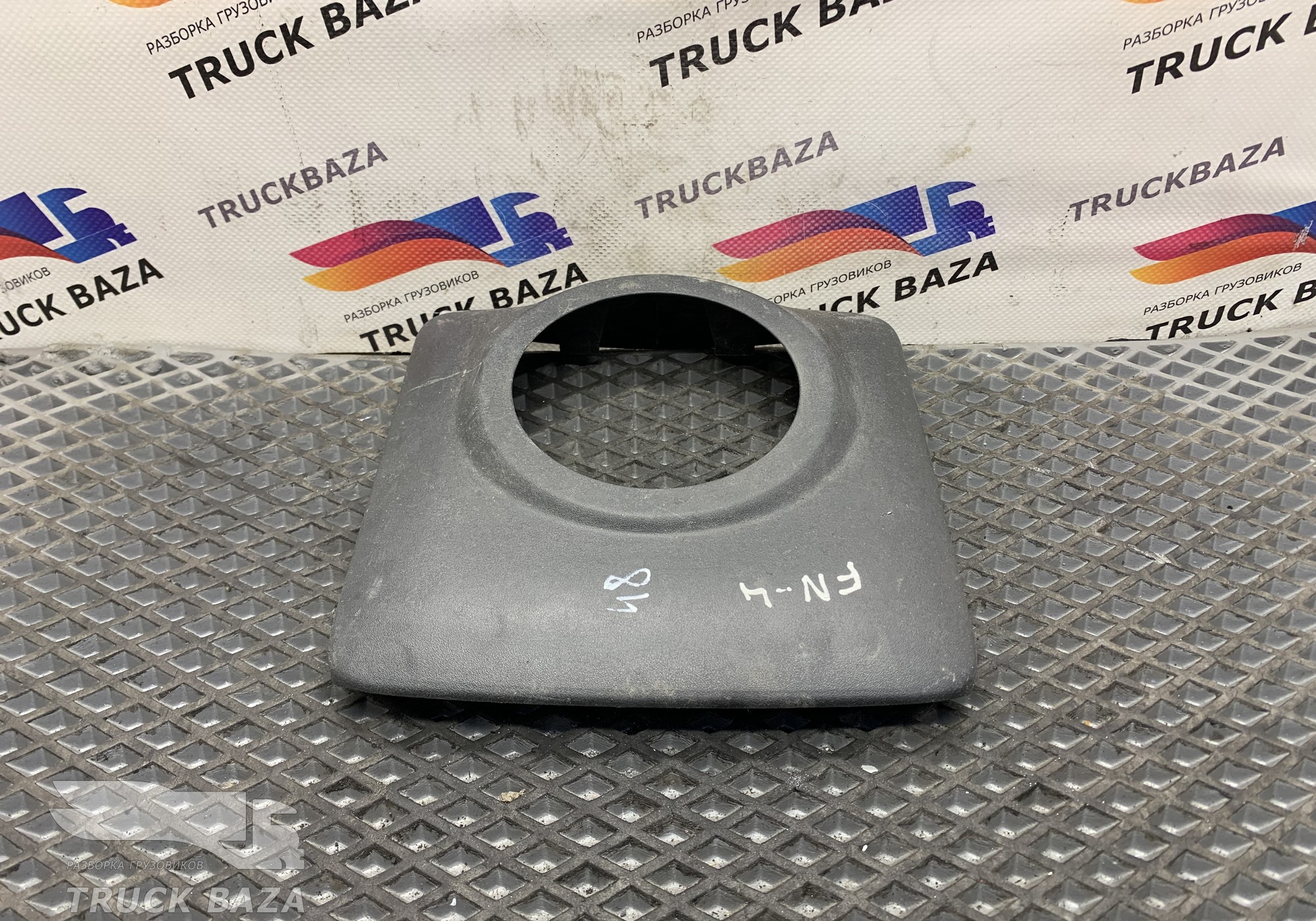 82356819 Накладка зеркала для Volvo FH