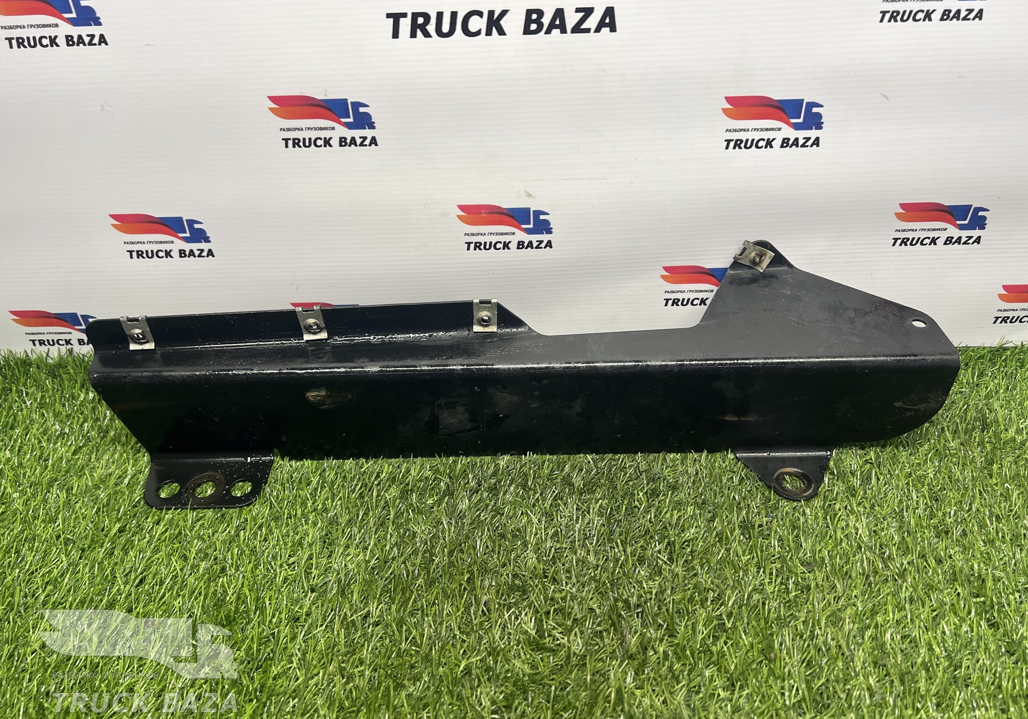 81153010116 Кронштейн трапа левый для Man TGS II (с 2012)