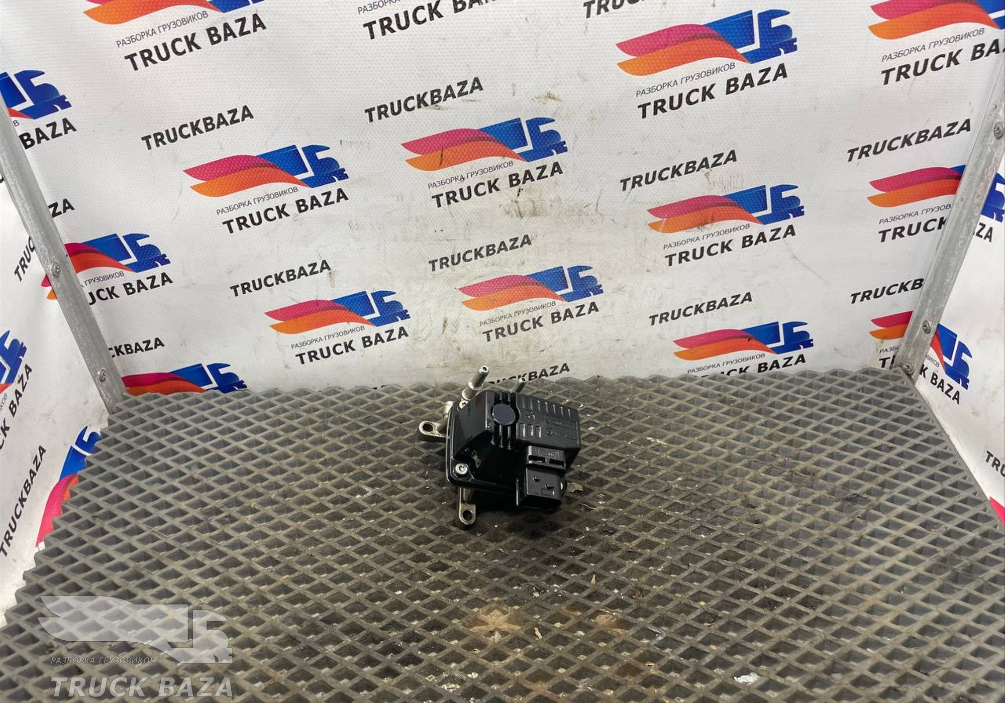 A0001403939 Насос системы AdBlue для Mercedes-Benz Actros New Actros MP4 (с 2011)