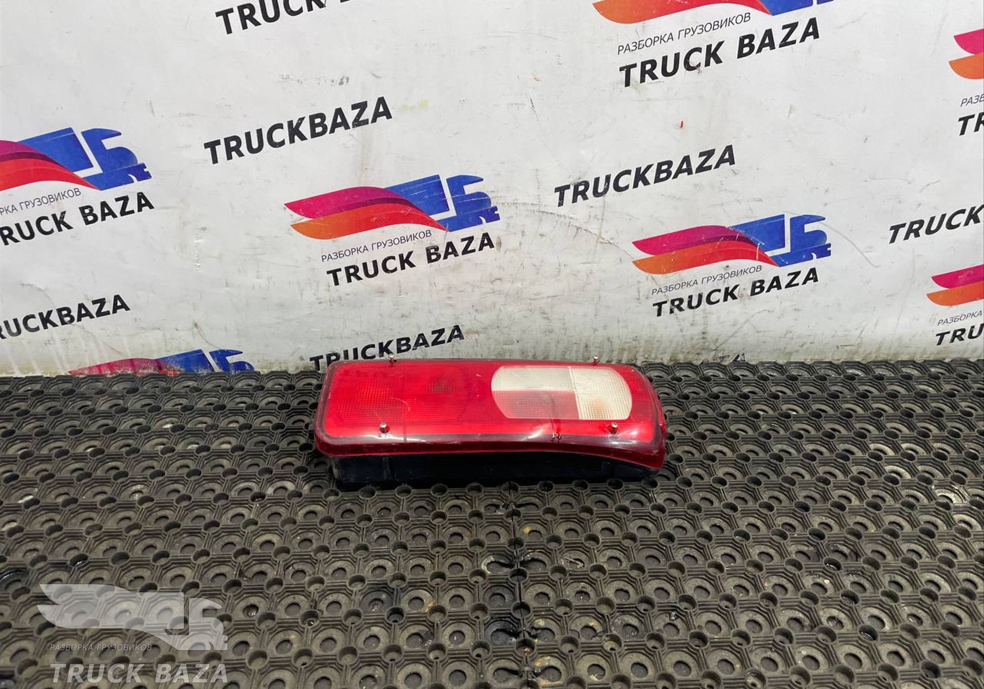 1875577 Фонарь задний левый для Daf XF105 (с 2005)