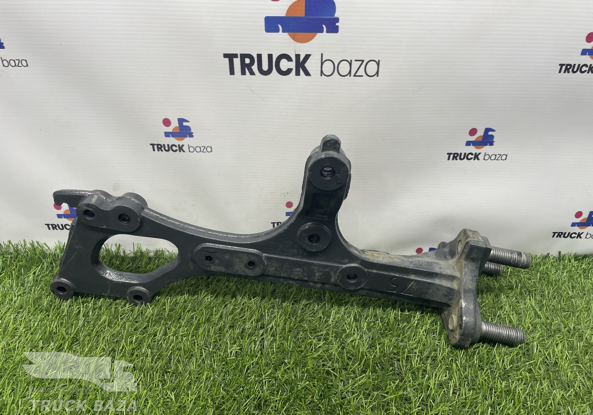 2591275 Кронштейн подножки левый для Scania 6-series G (с 2016)