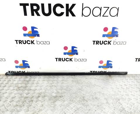 81629100288 Молдинг крыши правый для Man TGX