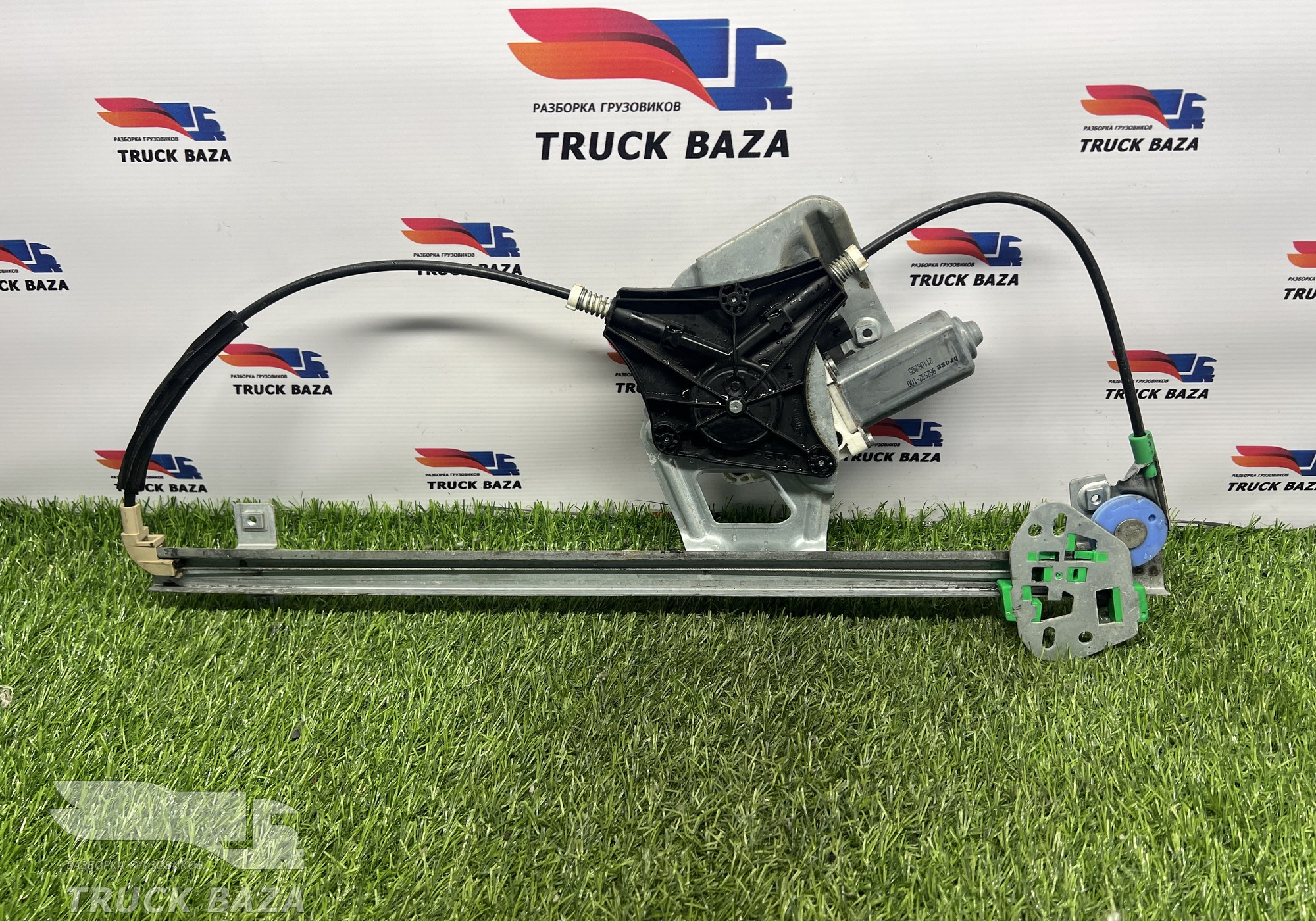 A9737201846 Стеклоподъемник электрический правый