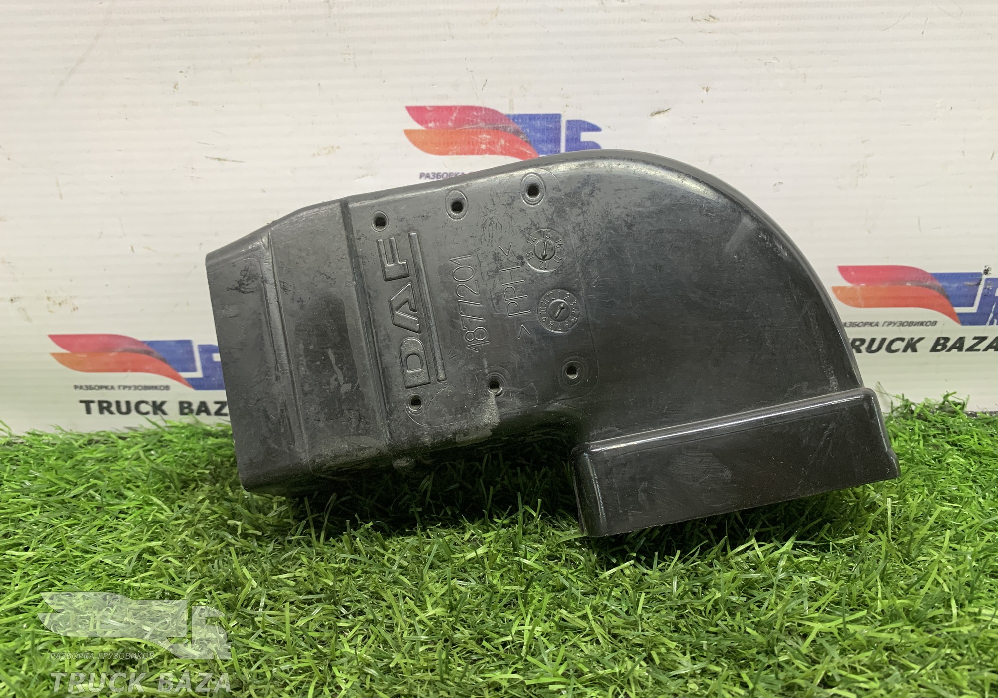 1877201 Патрубок отопителя