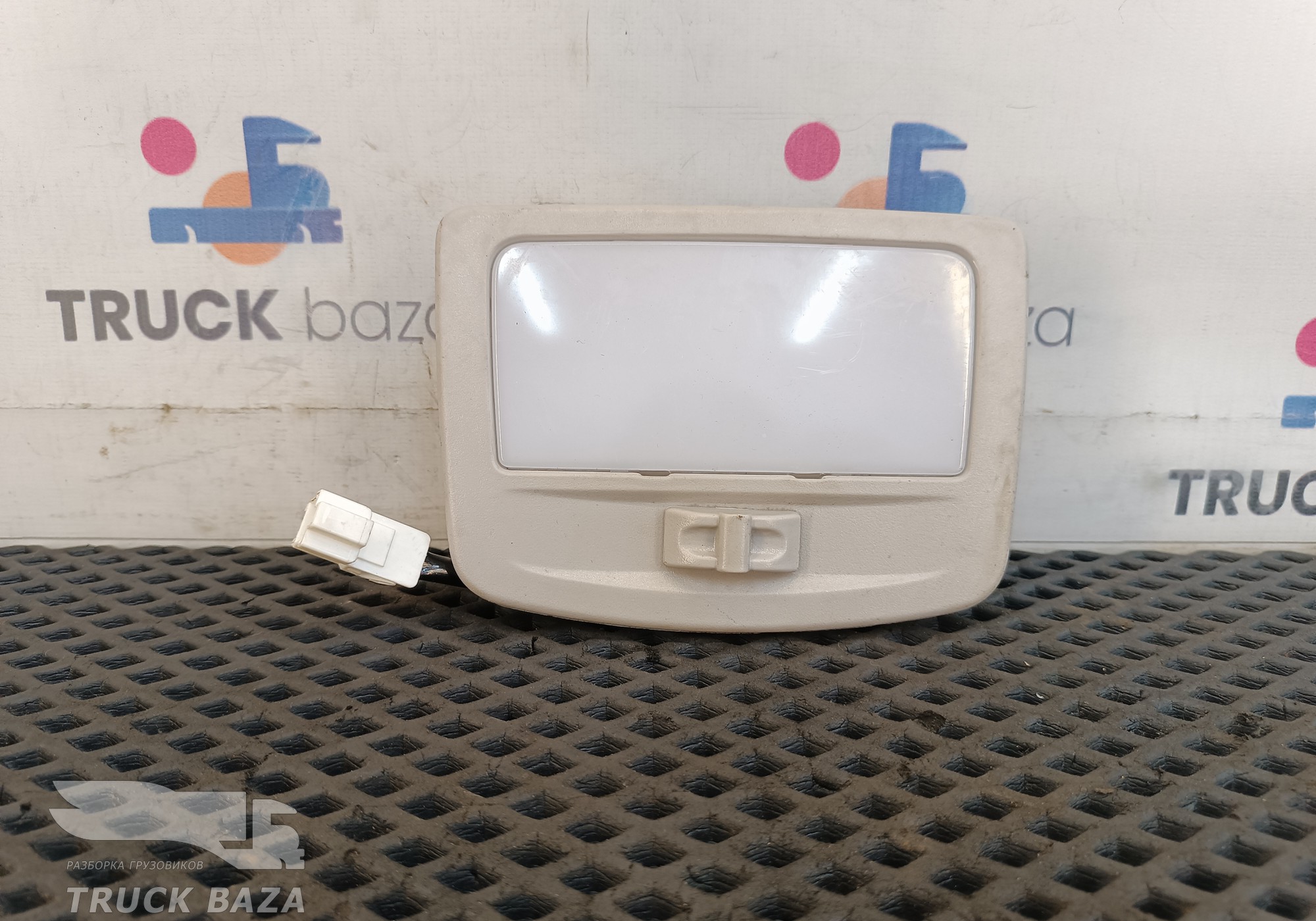 3714060C6201 Плафон салонный для DongFeng GX DFH4180