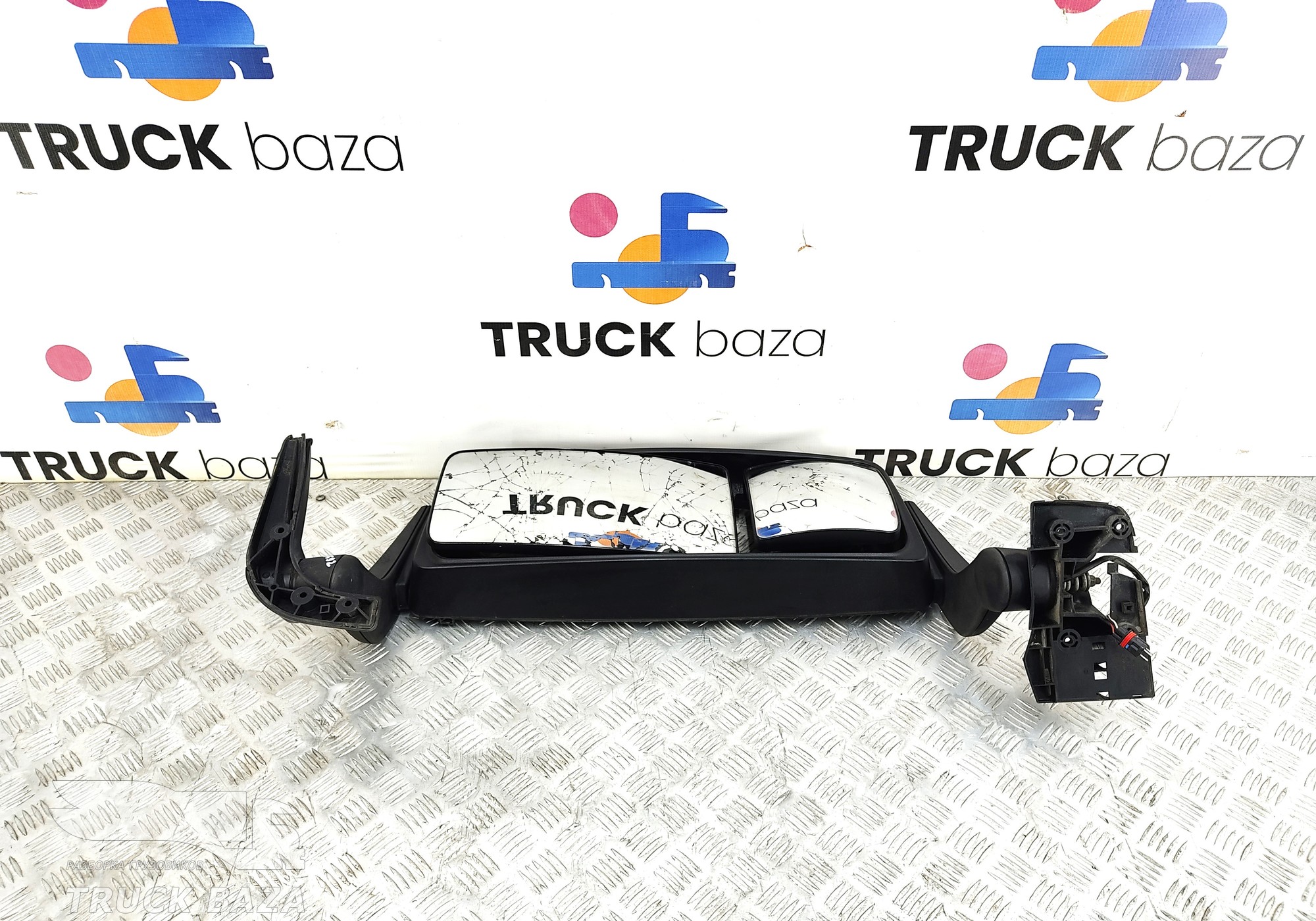 81637306770 Зеркало заднего вида боковое правое