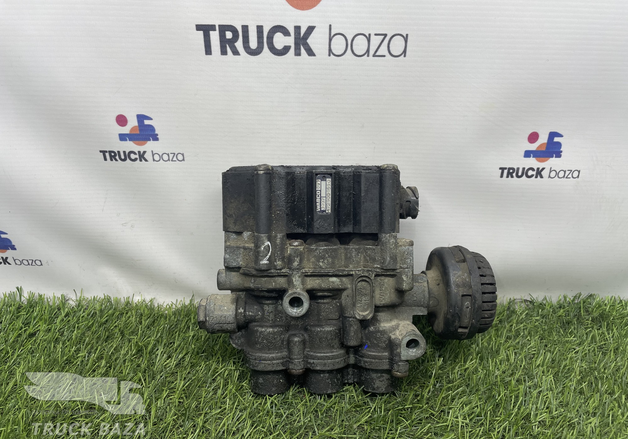 4729000550 Кран уровня пола главный