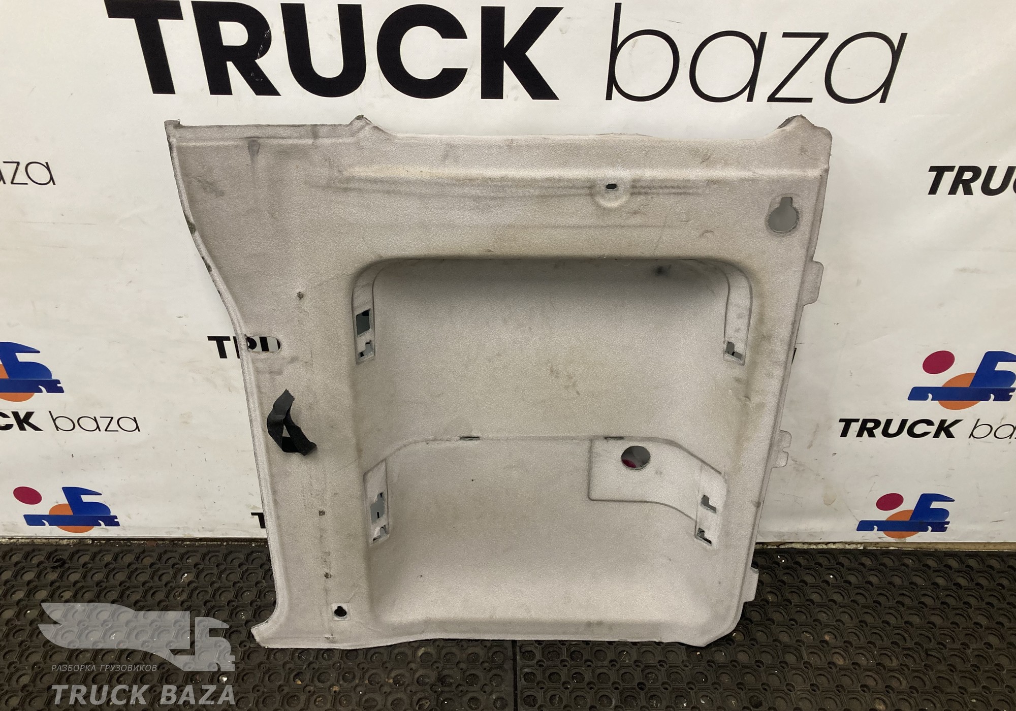 A9606900426 Обшивка салона левая