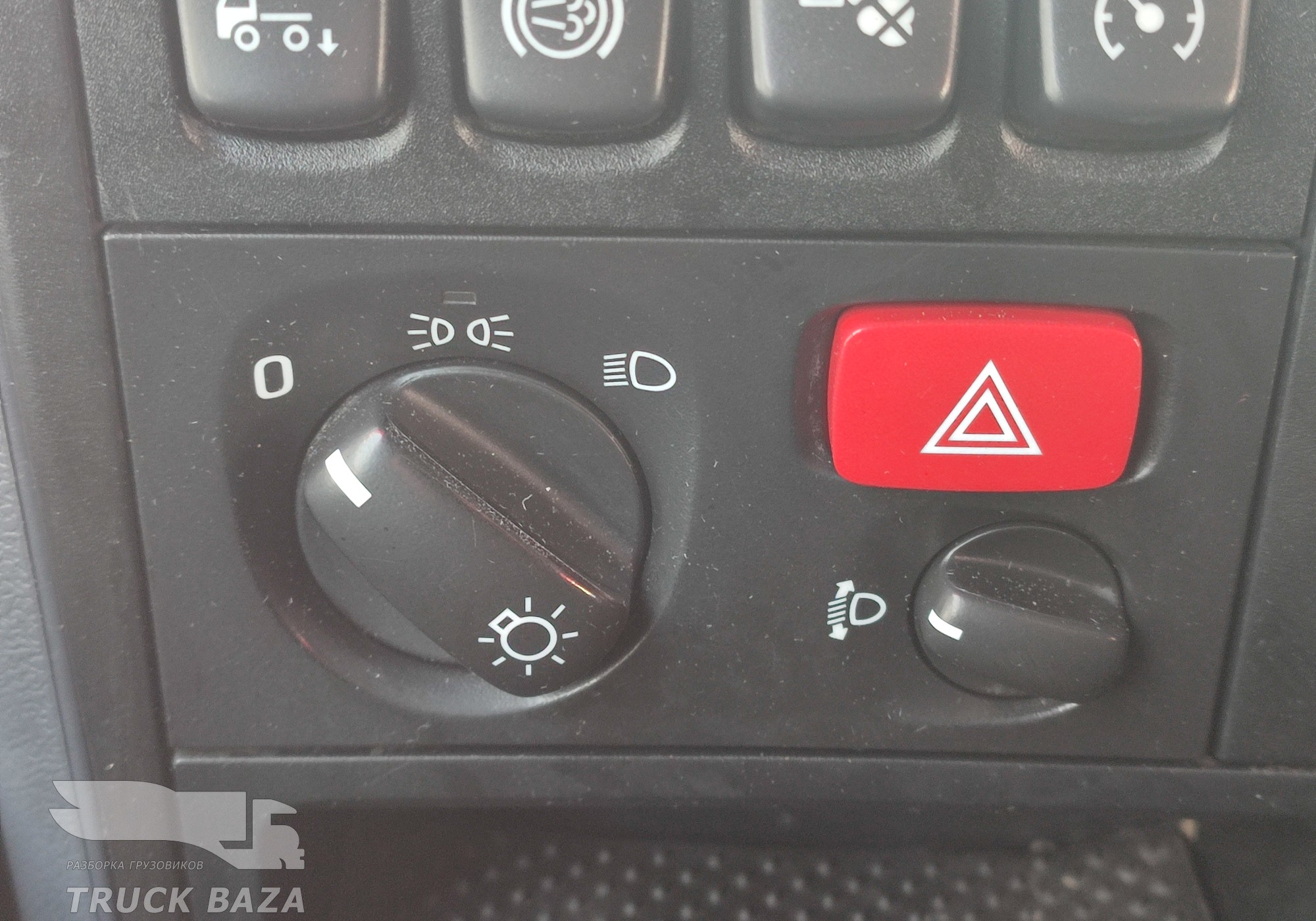 1540672 Переключатель света фар