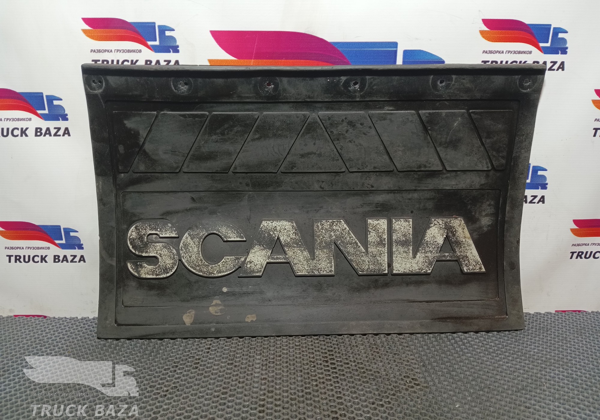1517793 Брызговик для Scania 4-series R (с 1995 по 2007)