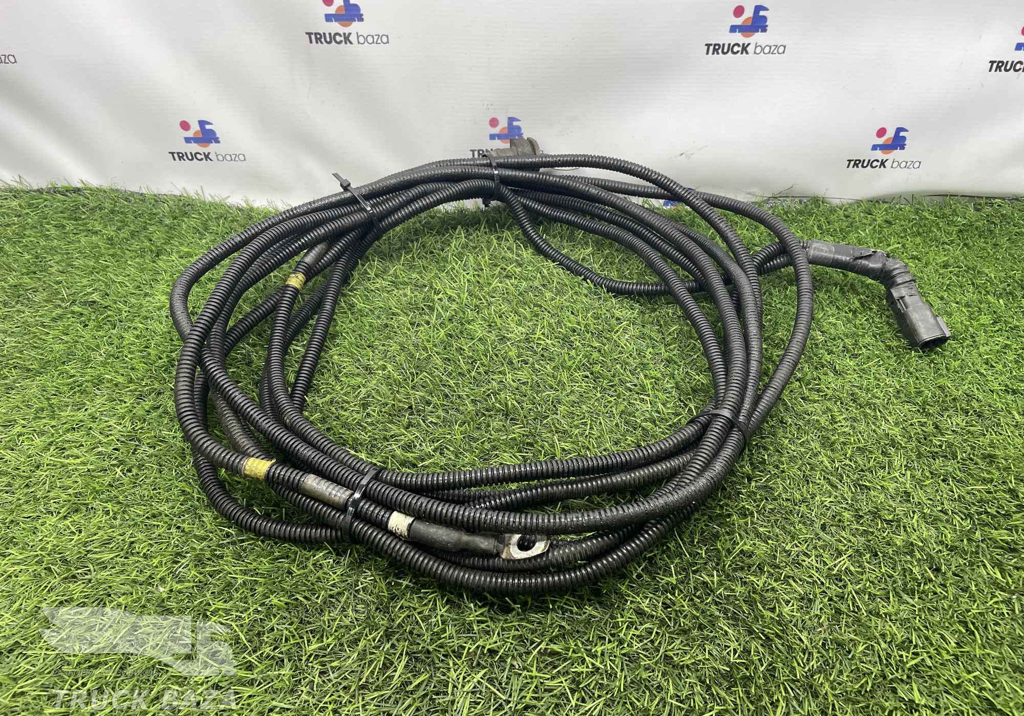 2000755 Проводка шасси