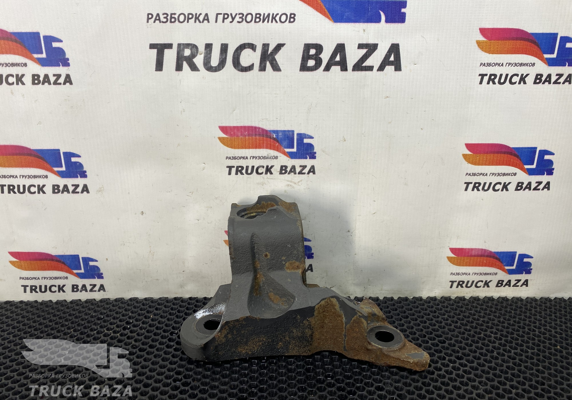 1670903 Кронштейн двигателя задний для Daf CF