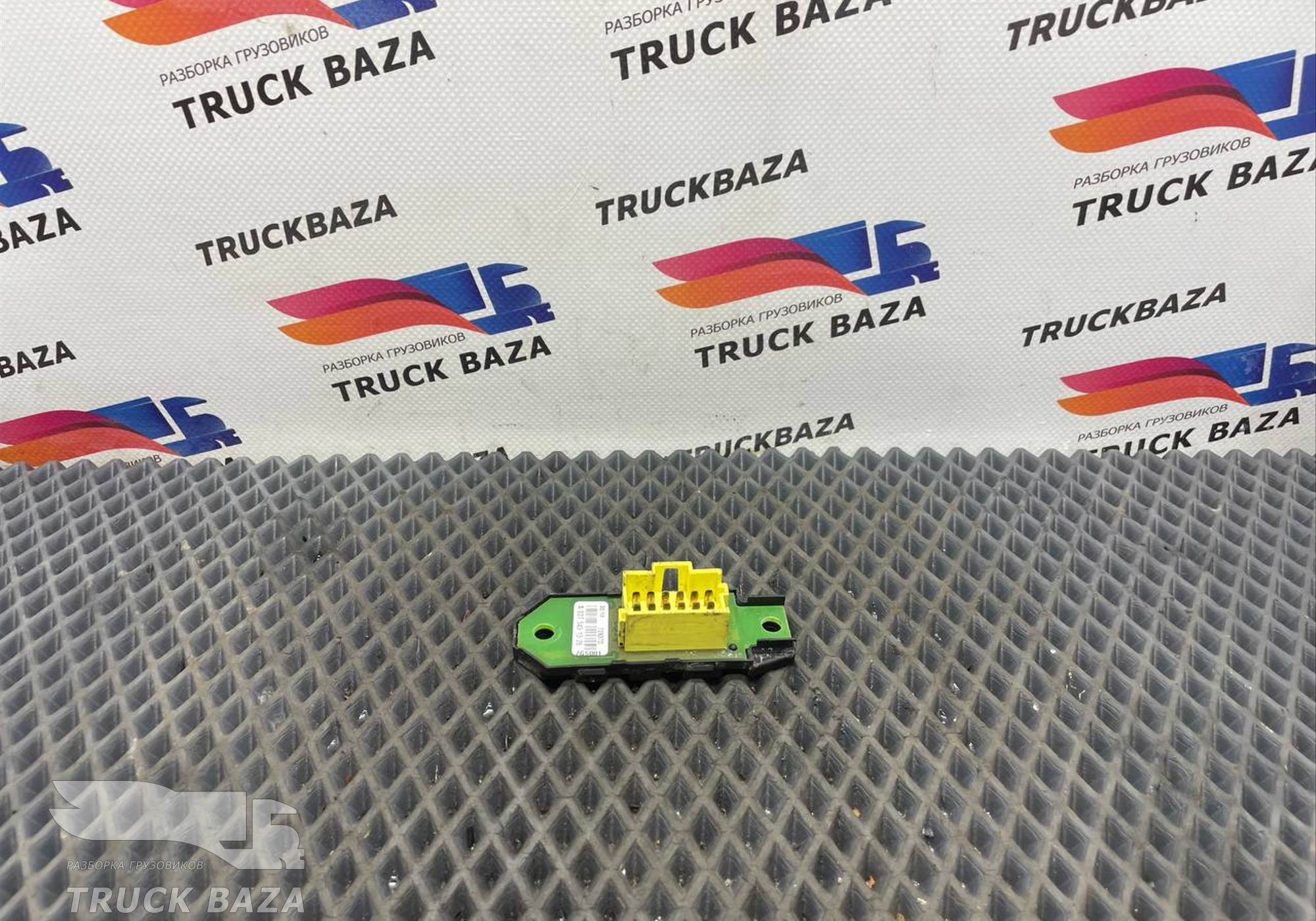 A0275451526 Реле блока управления светом для Mercedes-Benz Actros MP3 (с 2008)