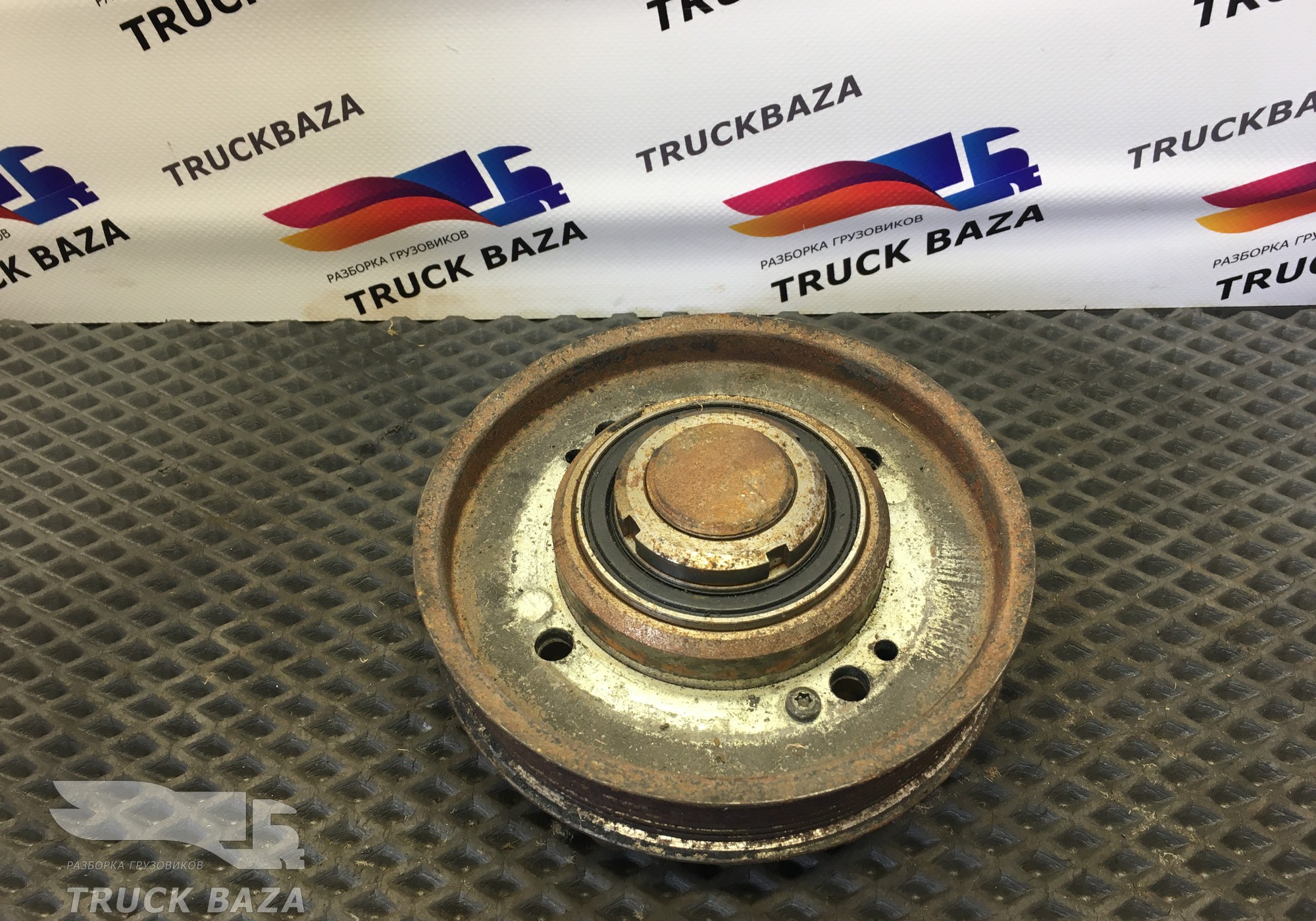 20564240 Кронштейн вискомуфты (термомуфты) для Volvo