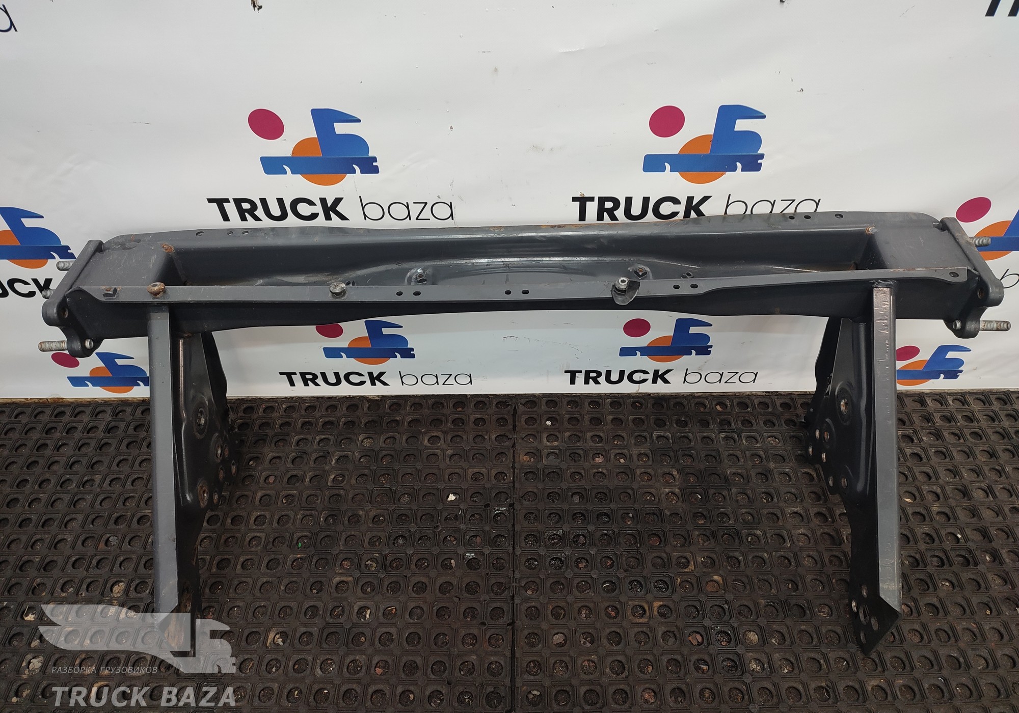 2740912 Траверса рамы передняя для Scania 6-series R (с 2016)