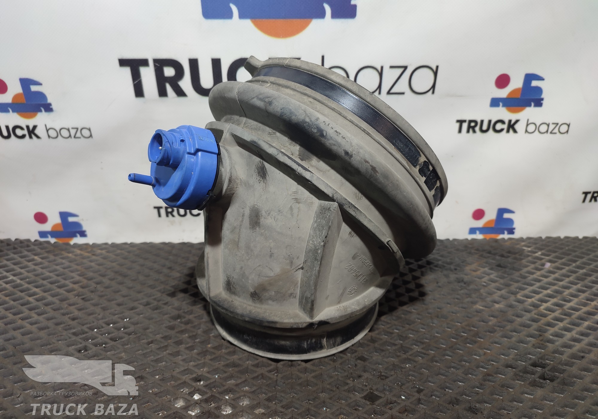 21115482 Патрубок воздушного фильтра для Volvo