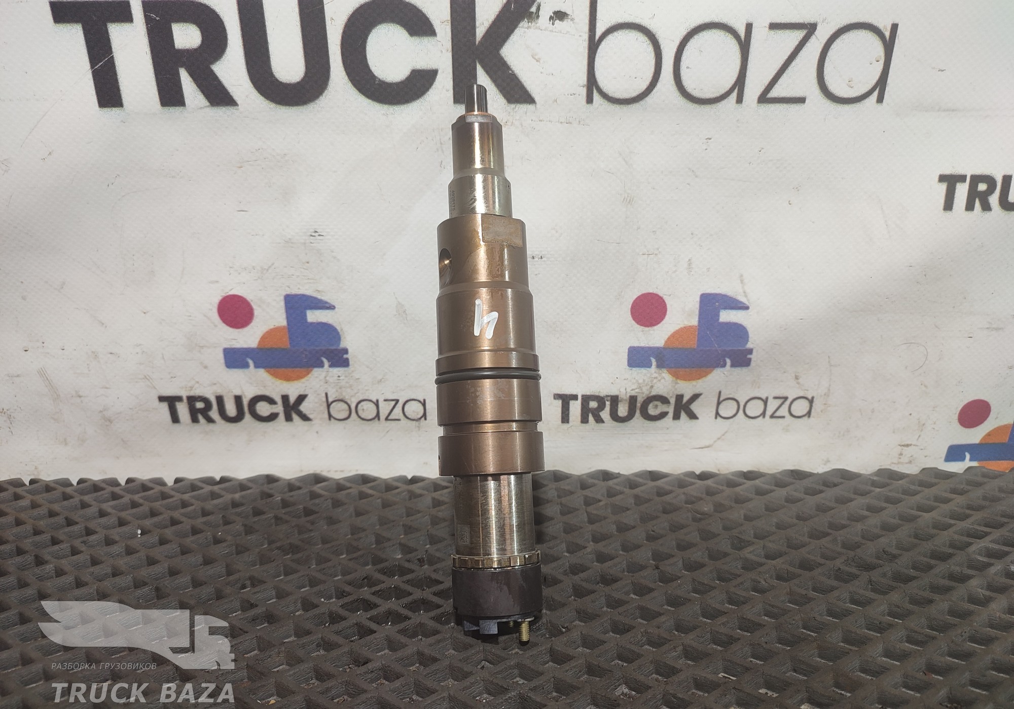 2264458 Форсунка топливная для Scania 6-series R (с 2016)