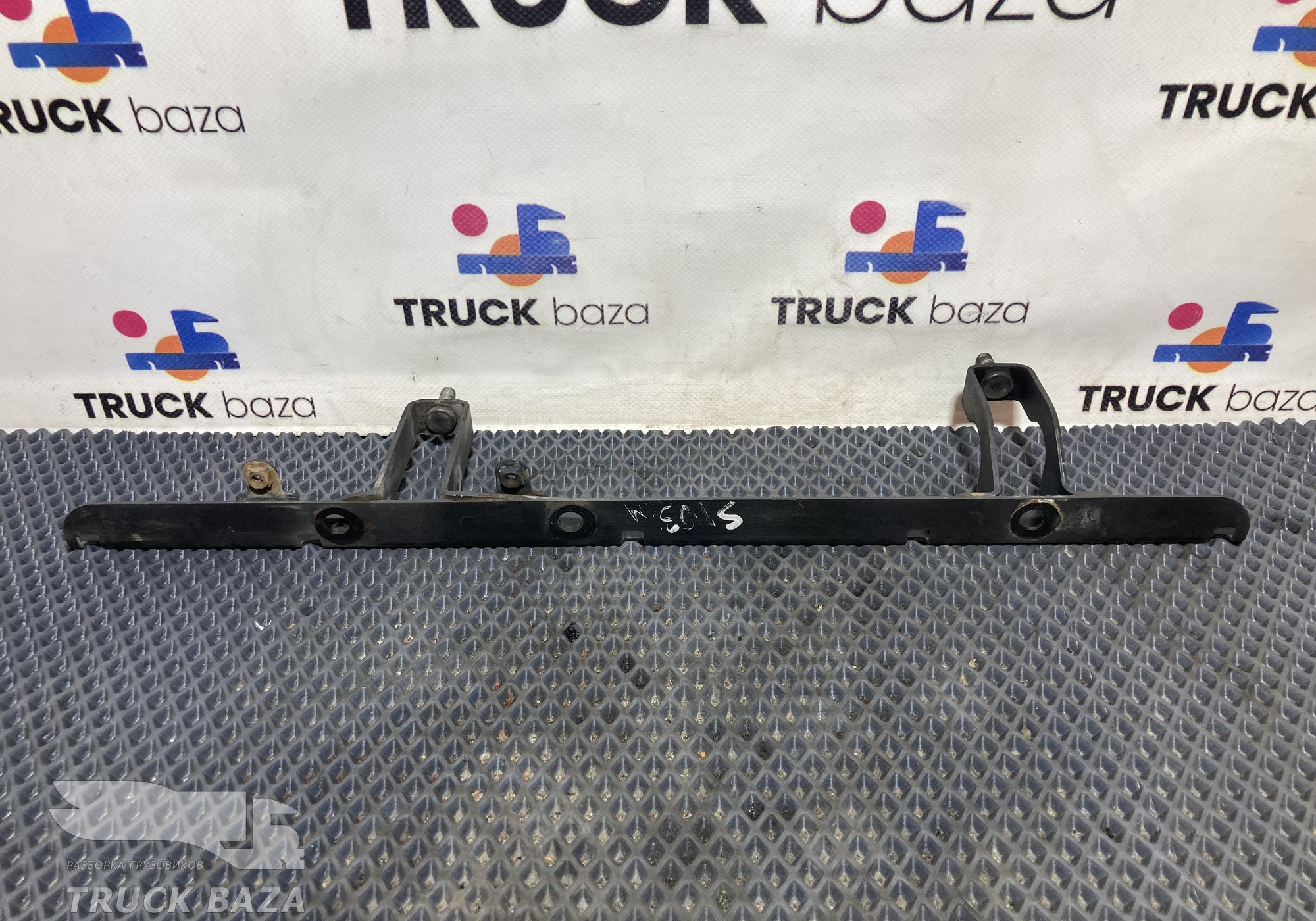 2175804 Кронштейн проводки