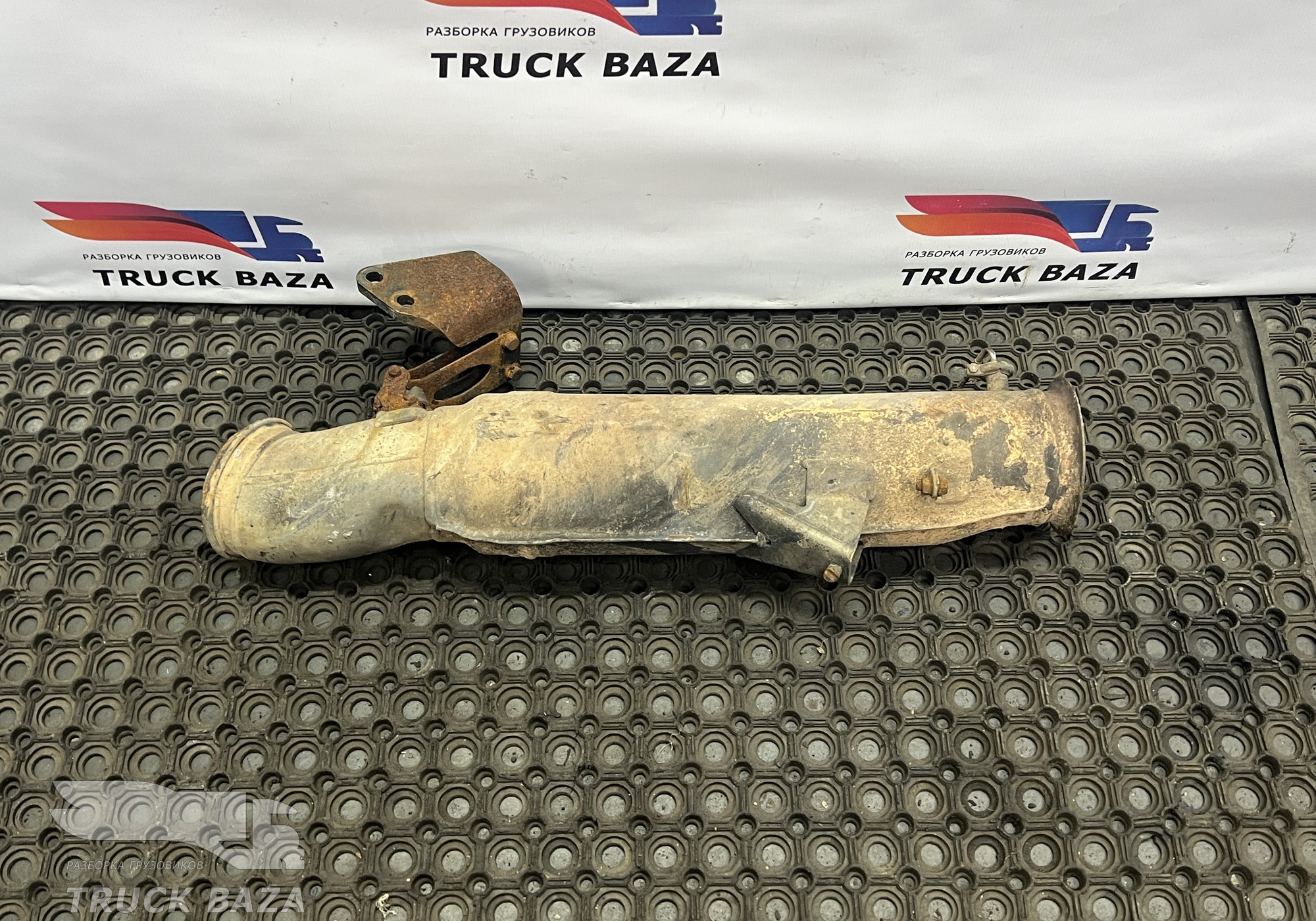 51152305019 Приемная труба глушителя