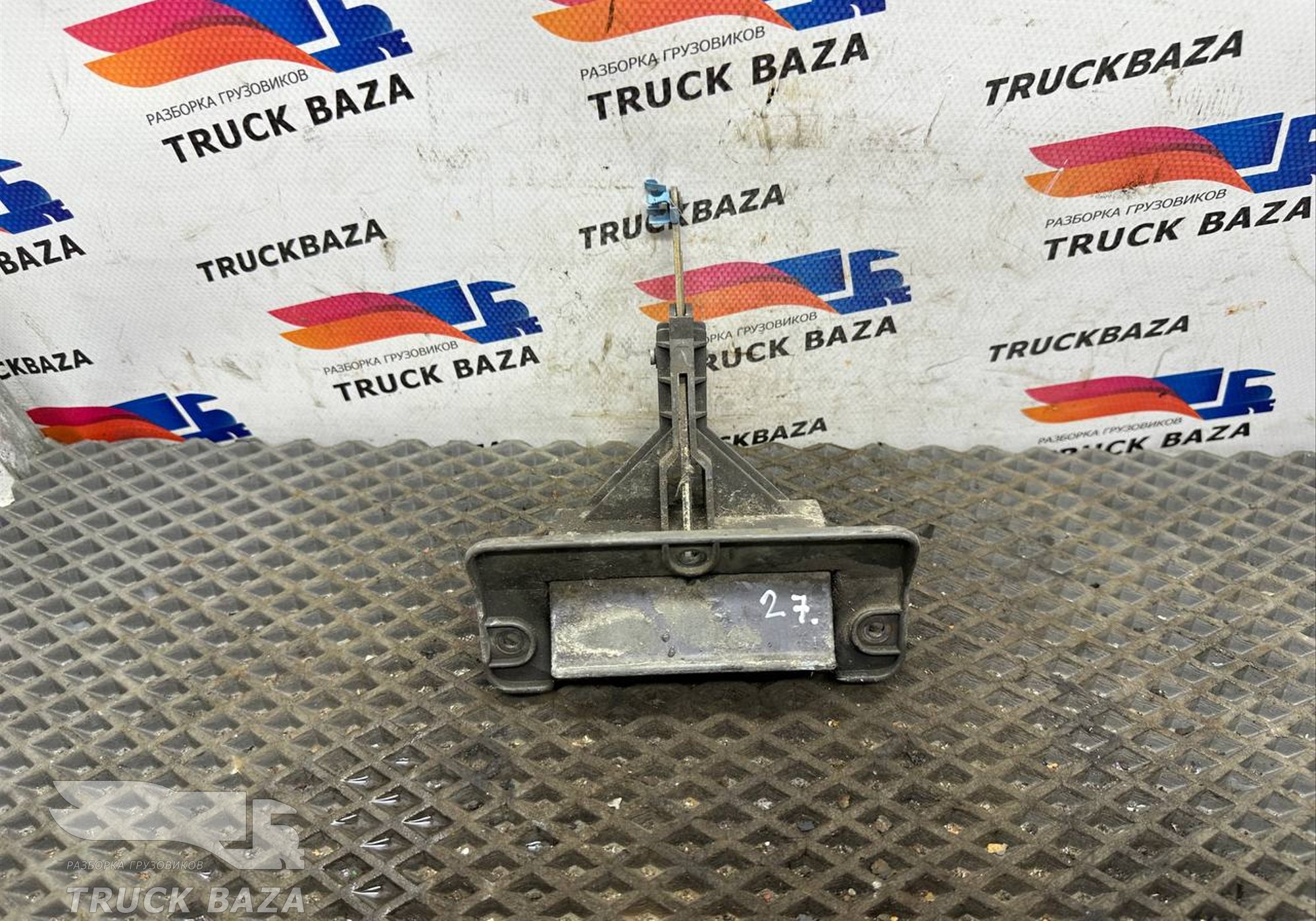 7421015813 Ручка двери наружная правая для Renault Magnum III E-tech (с 2001 по 2005)