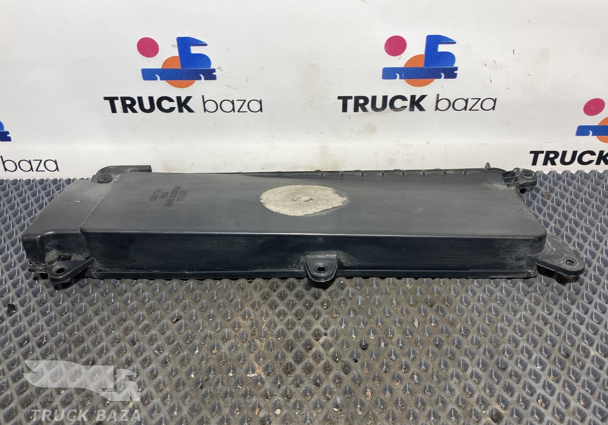 811W624100077 Крышка блока предохранителей для Man TGM I (с 2005 по 2008)