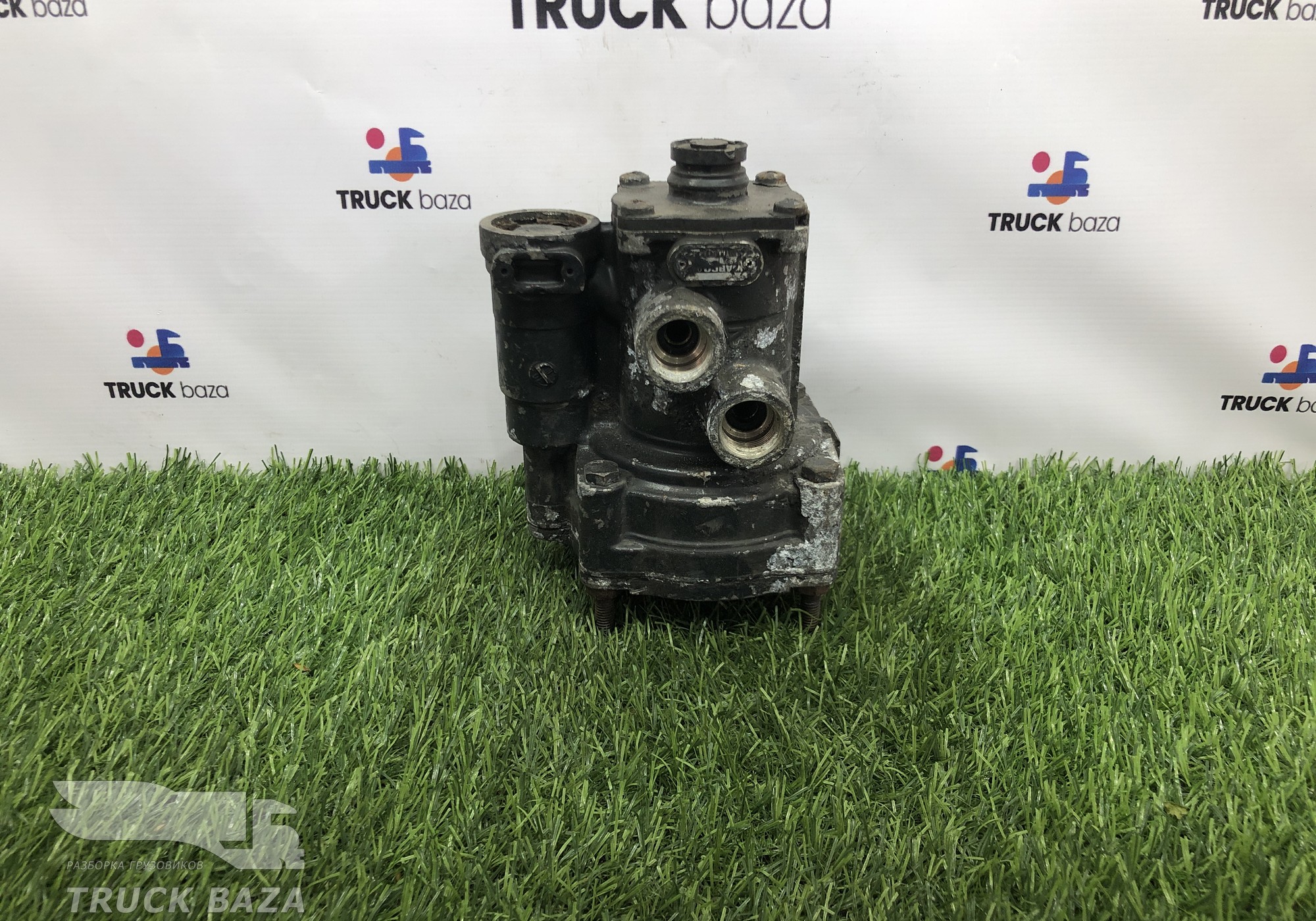 9730090060 Кран управления тормозами прицепа