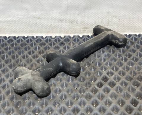 1352408 Кронштейн шумоизоляции для Scania 4-series T (с 1995 по 2007)