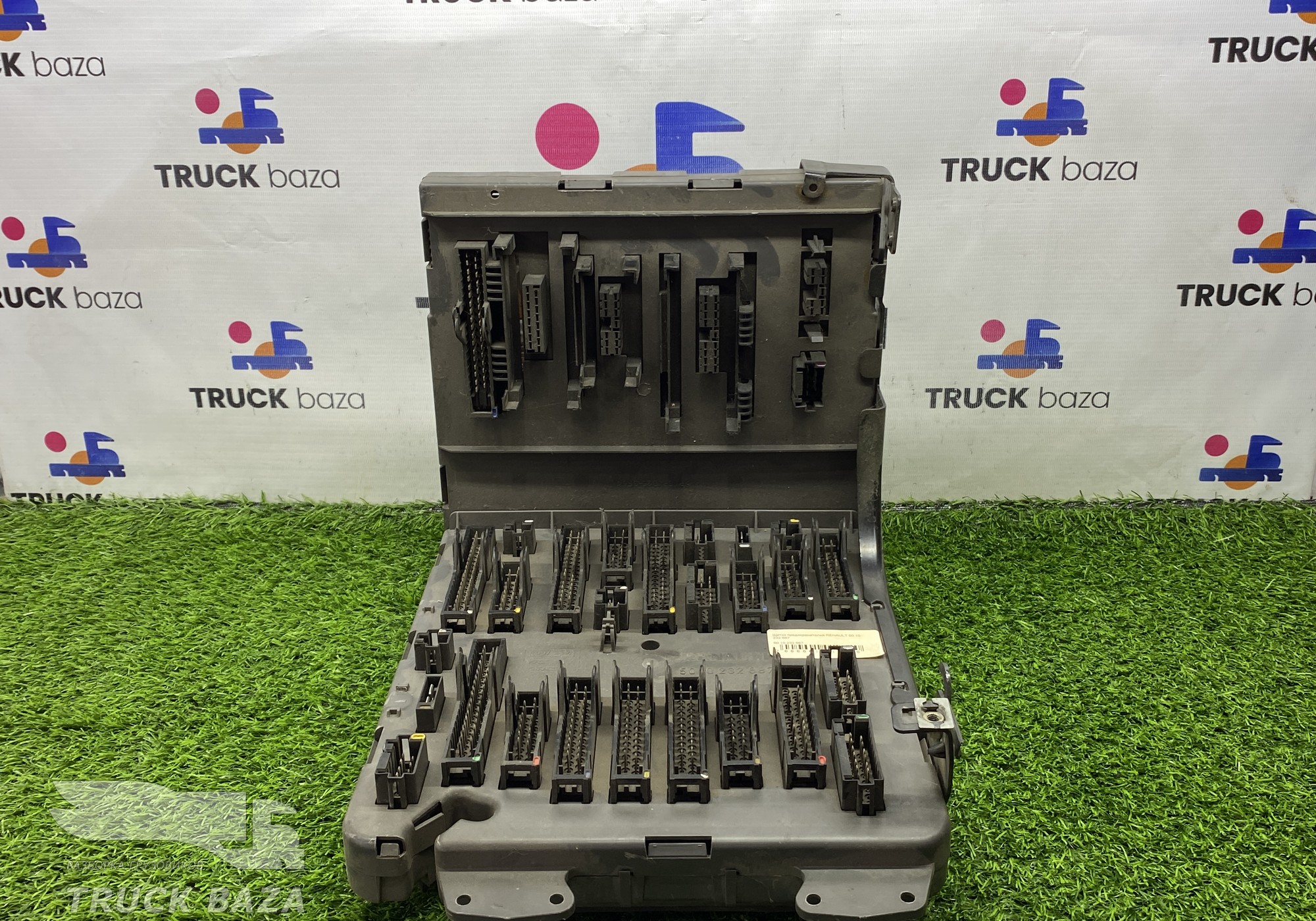 5010232687 Блок предохранителей