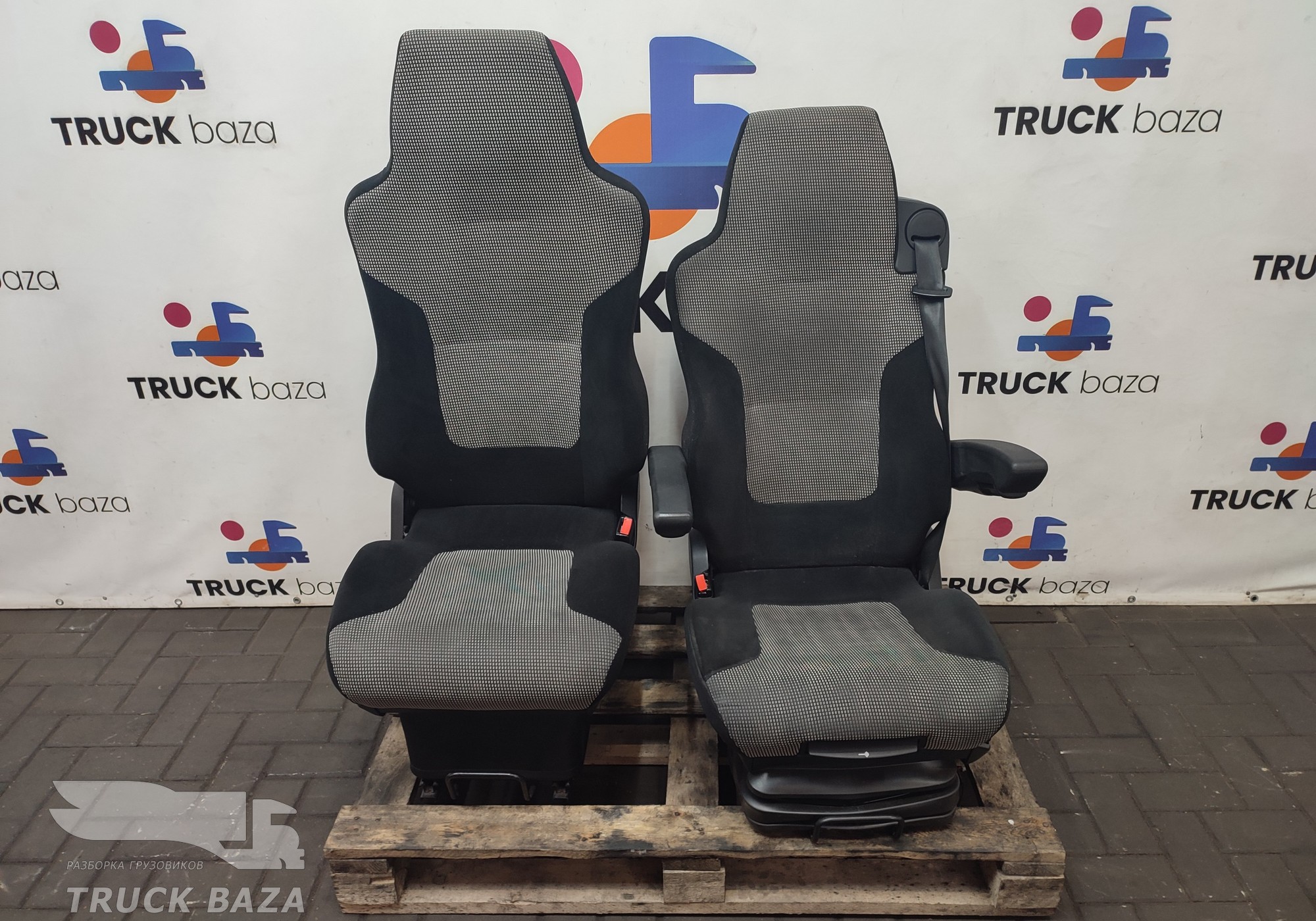 81623076623 Комплект сидений для Man TGX II (с 2012)