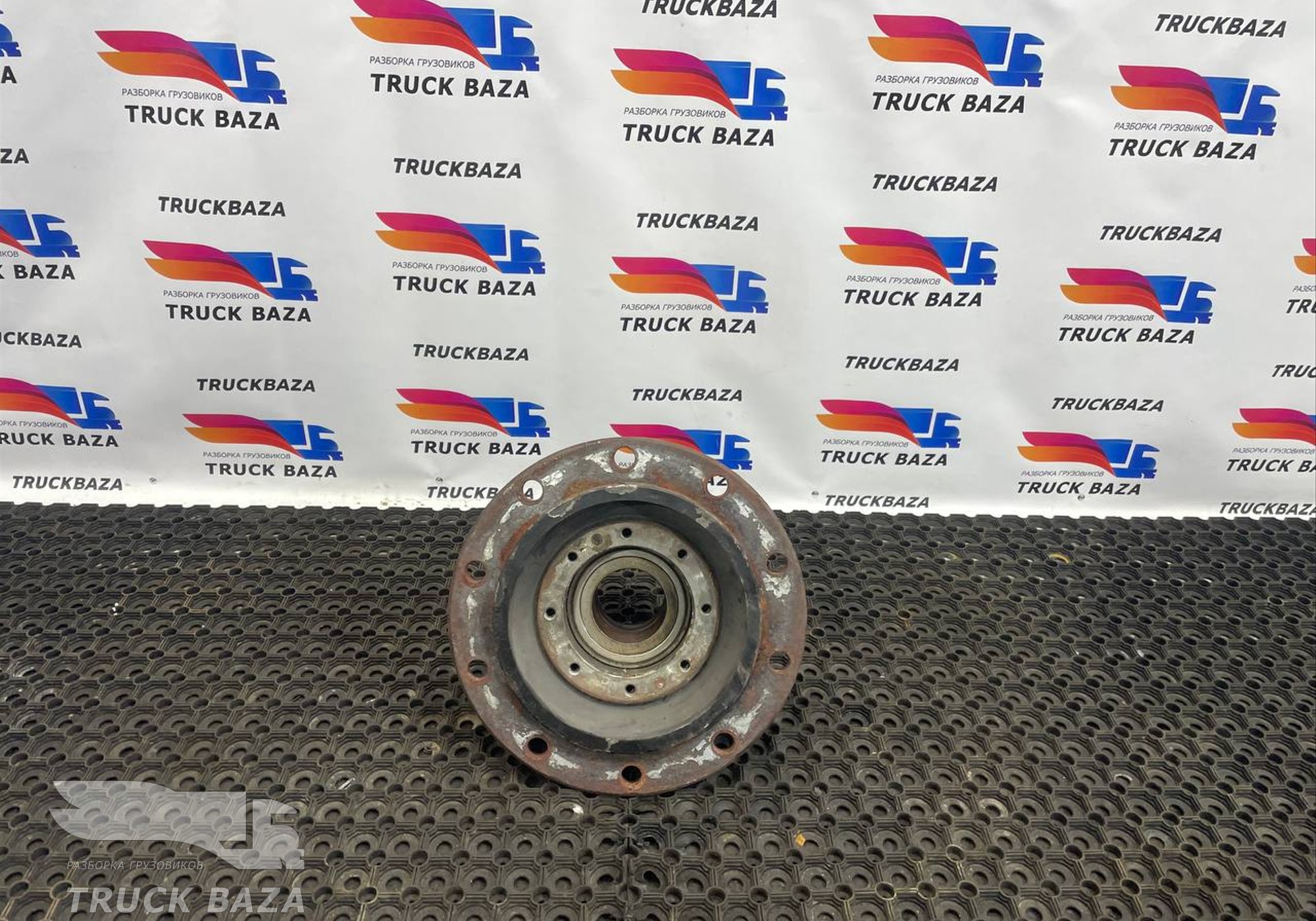 652083103015 Ступица передняя для КАМАЗ 54901