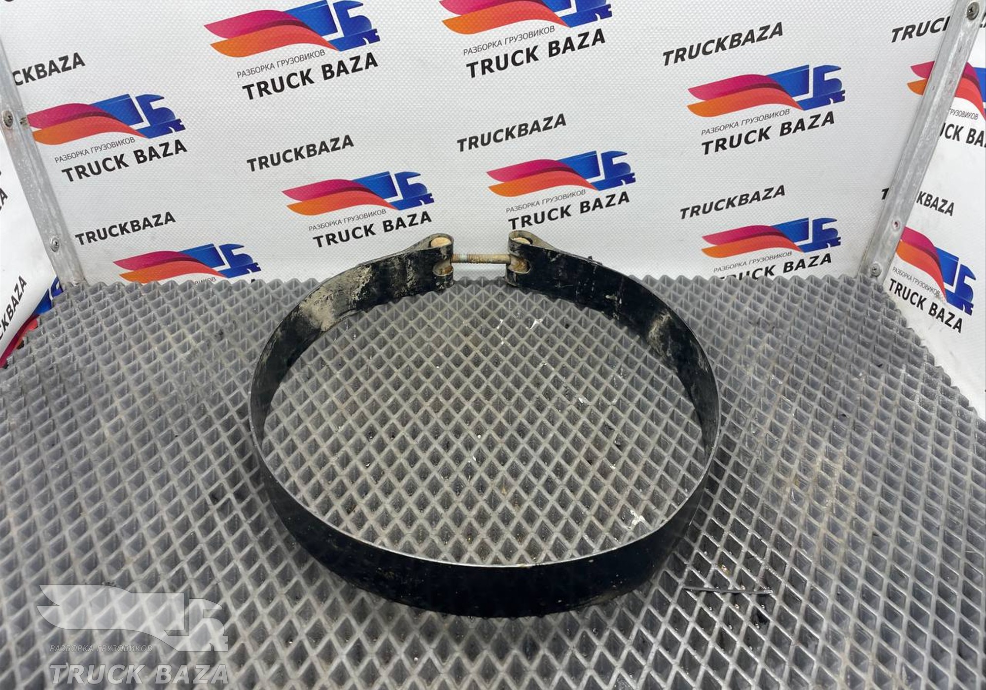 DZ97189361062 Хомут ресивера для Shacman X3000 (с 2014)