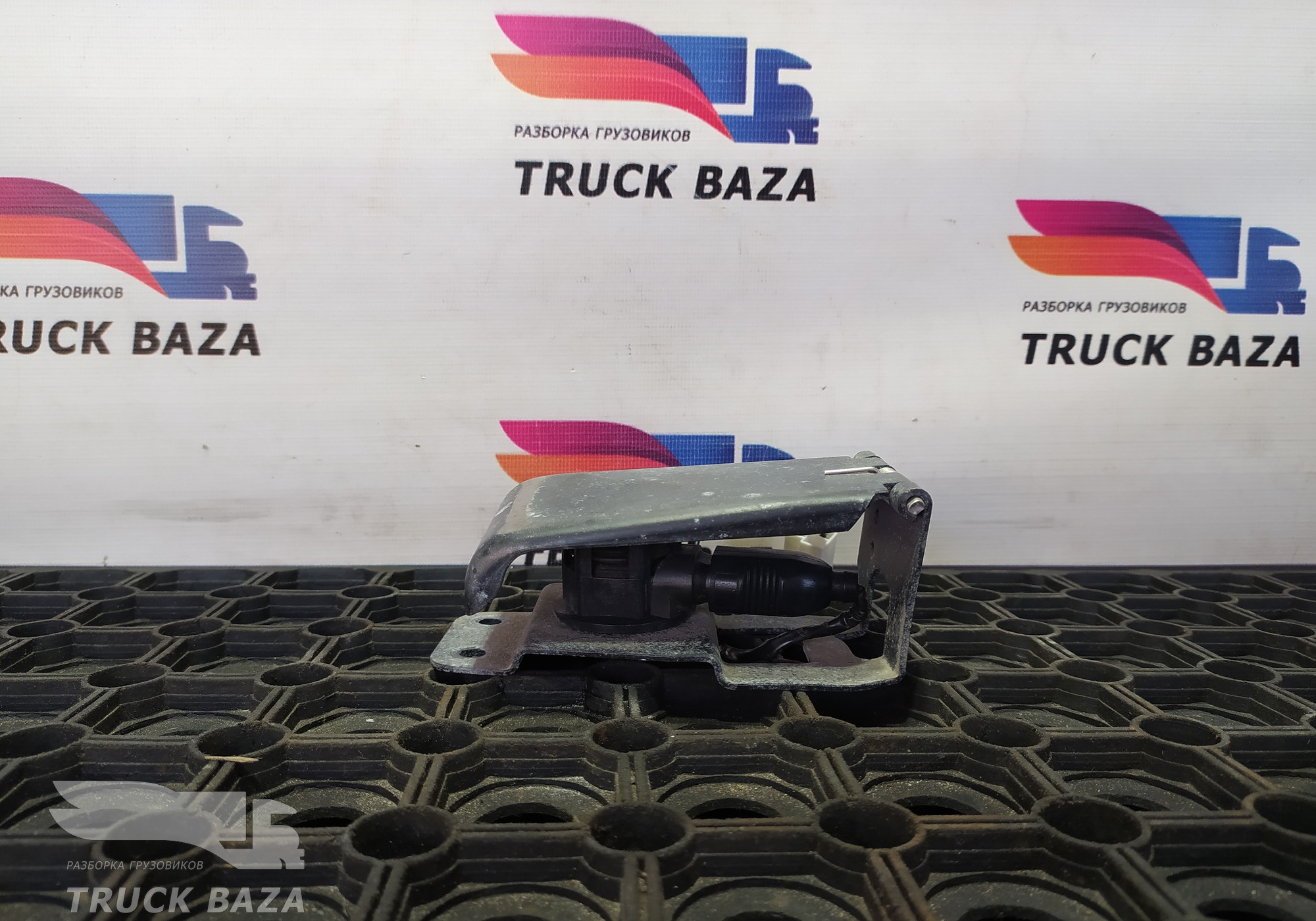 1453806 Педаль горного тормоза для Daf CF
