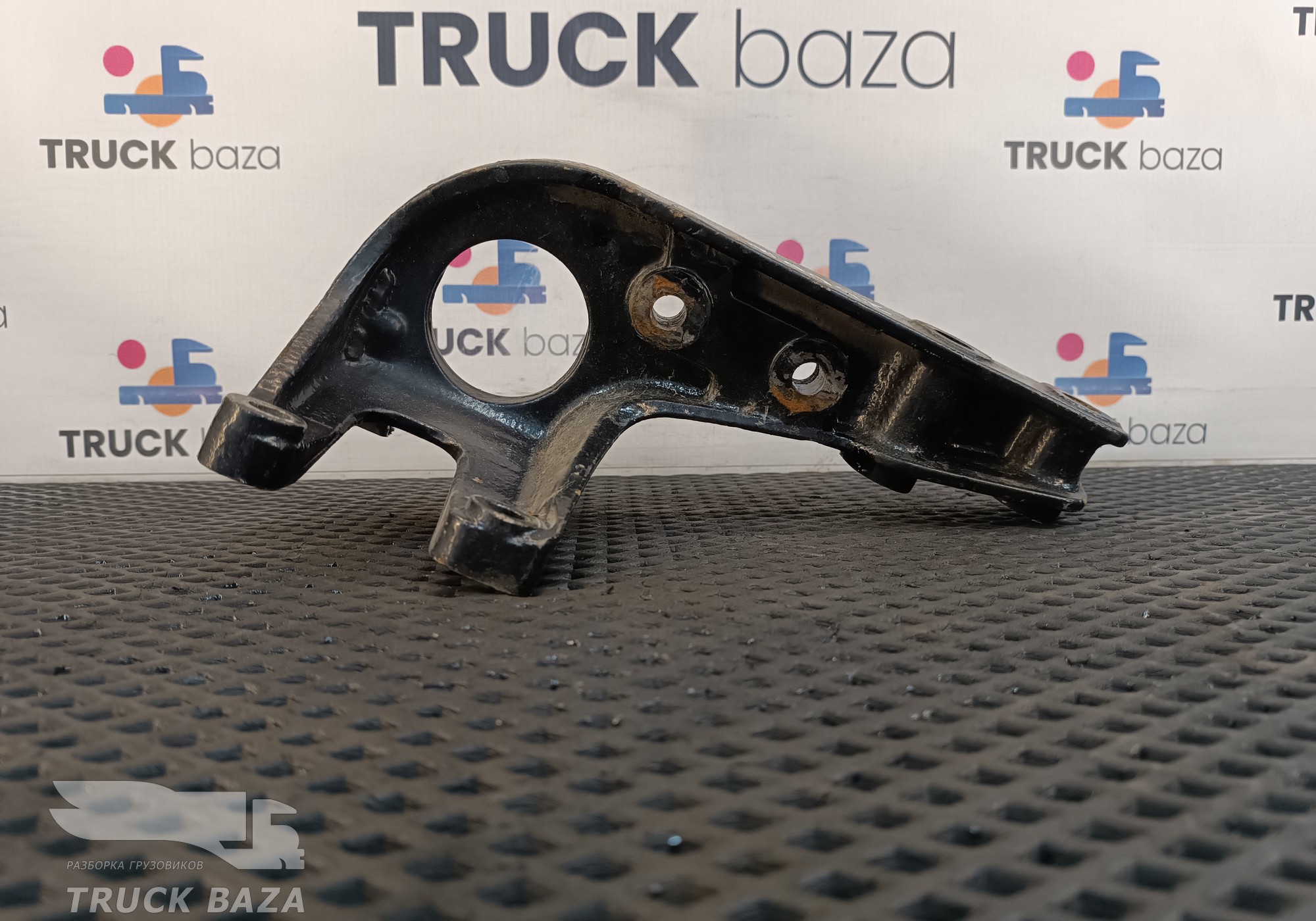 2701511H11A1 Кронштейн подвески кабины для DongFeng GX DFH4180