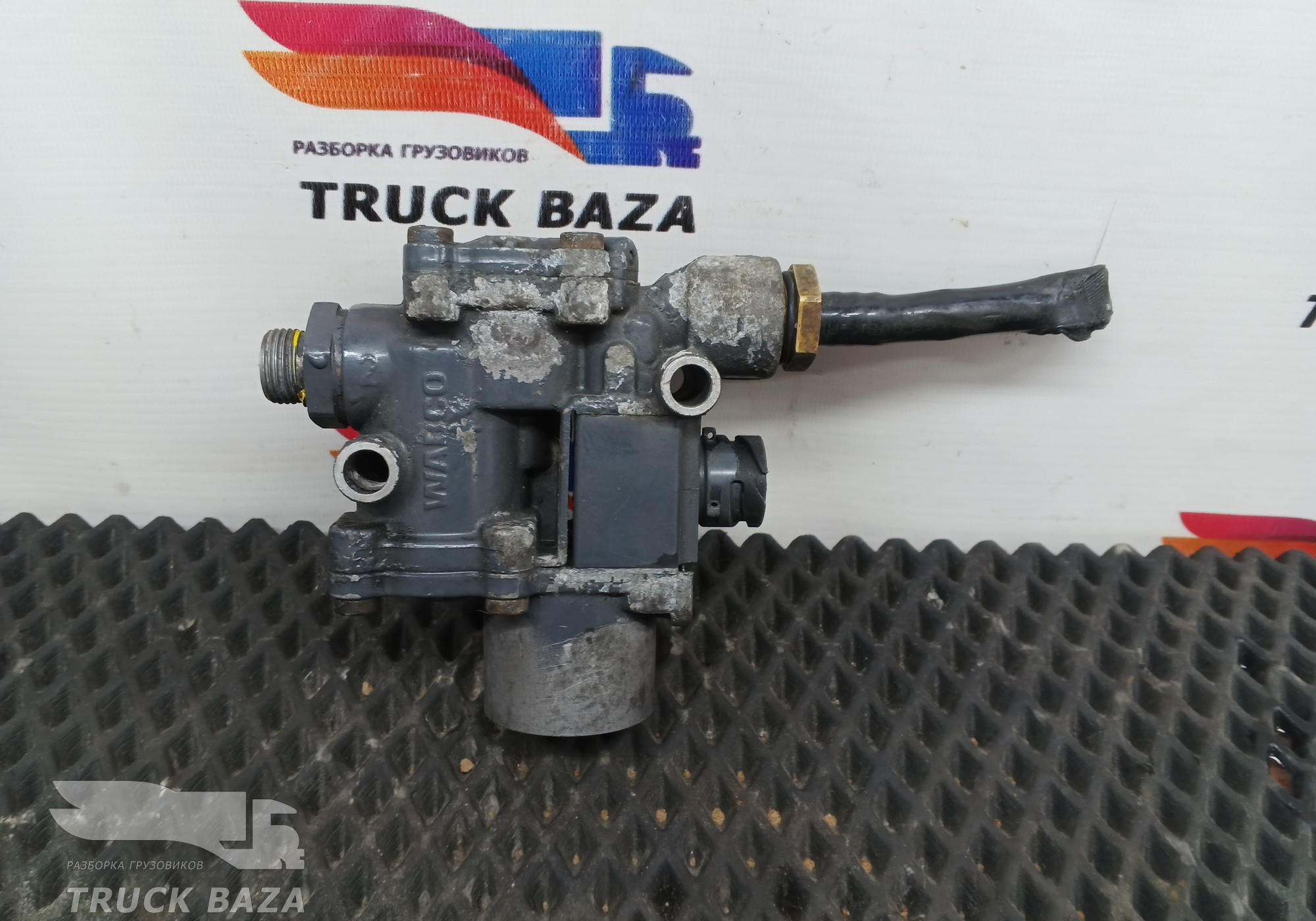 1304635 Кран ABS для Volvo FM