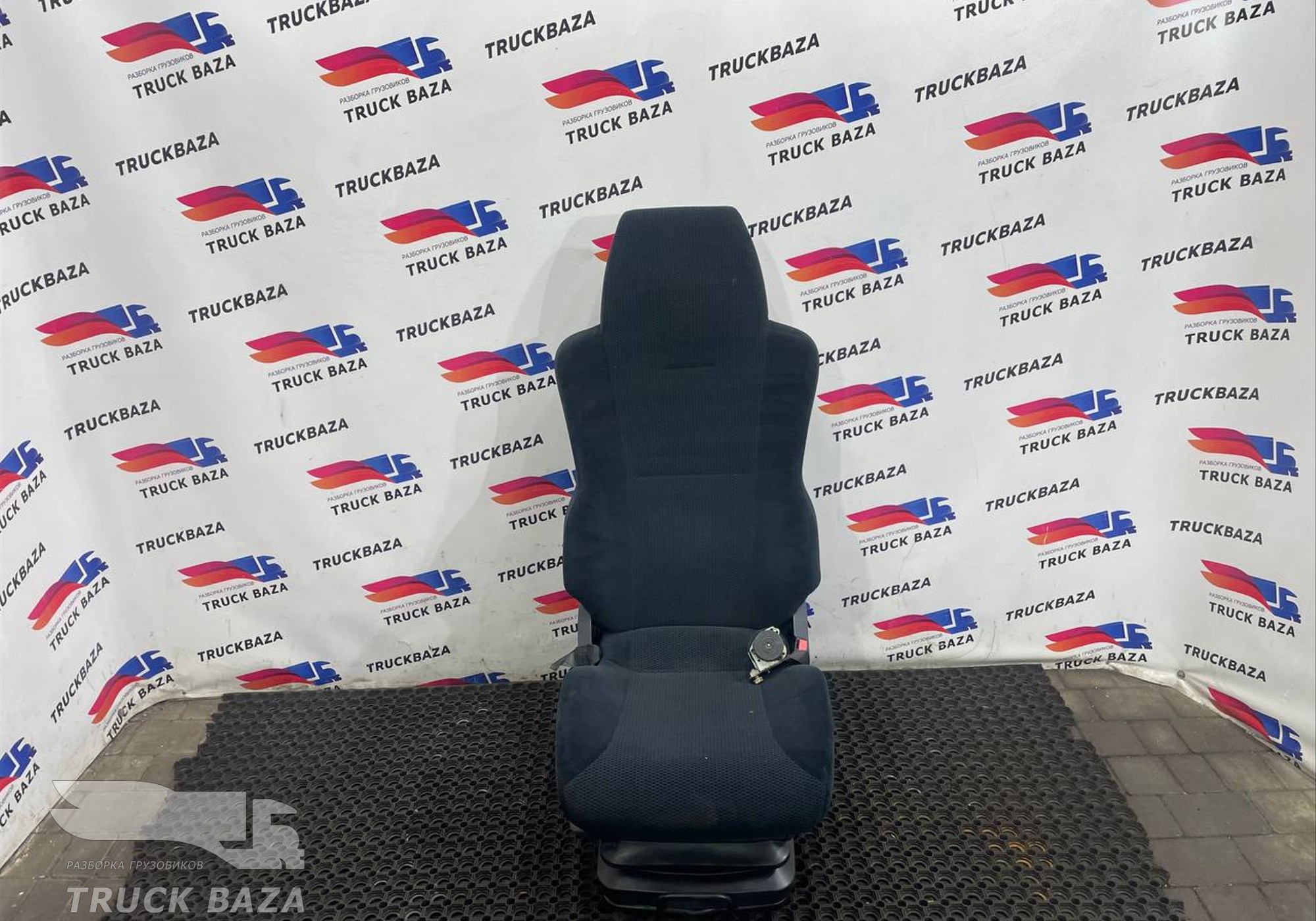 81623076326 Сиденье пассажирское механическое для Man TGX II (с 2012)