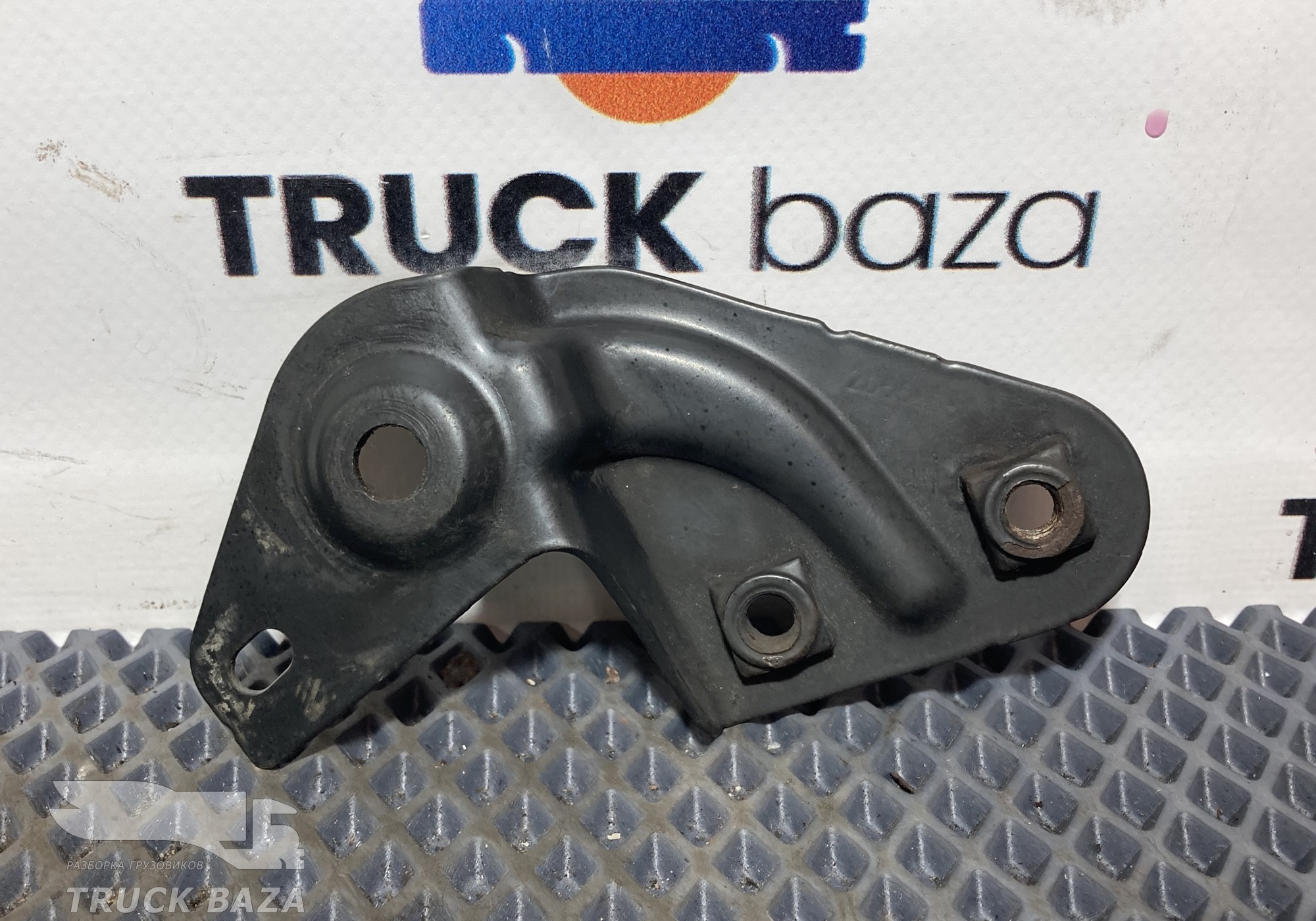 2055607 Кронштейн противосолнечного козырька для Scania 5-series T (с 2004 по 2016)