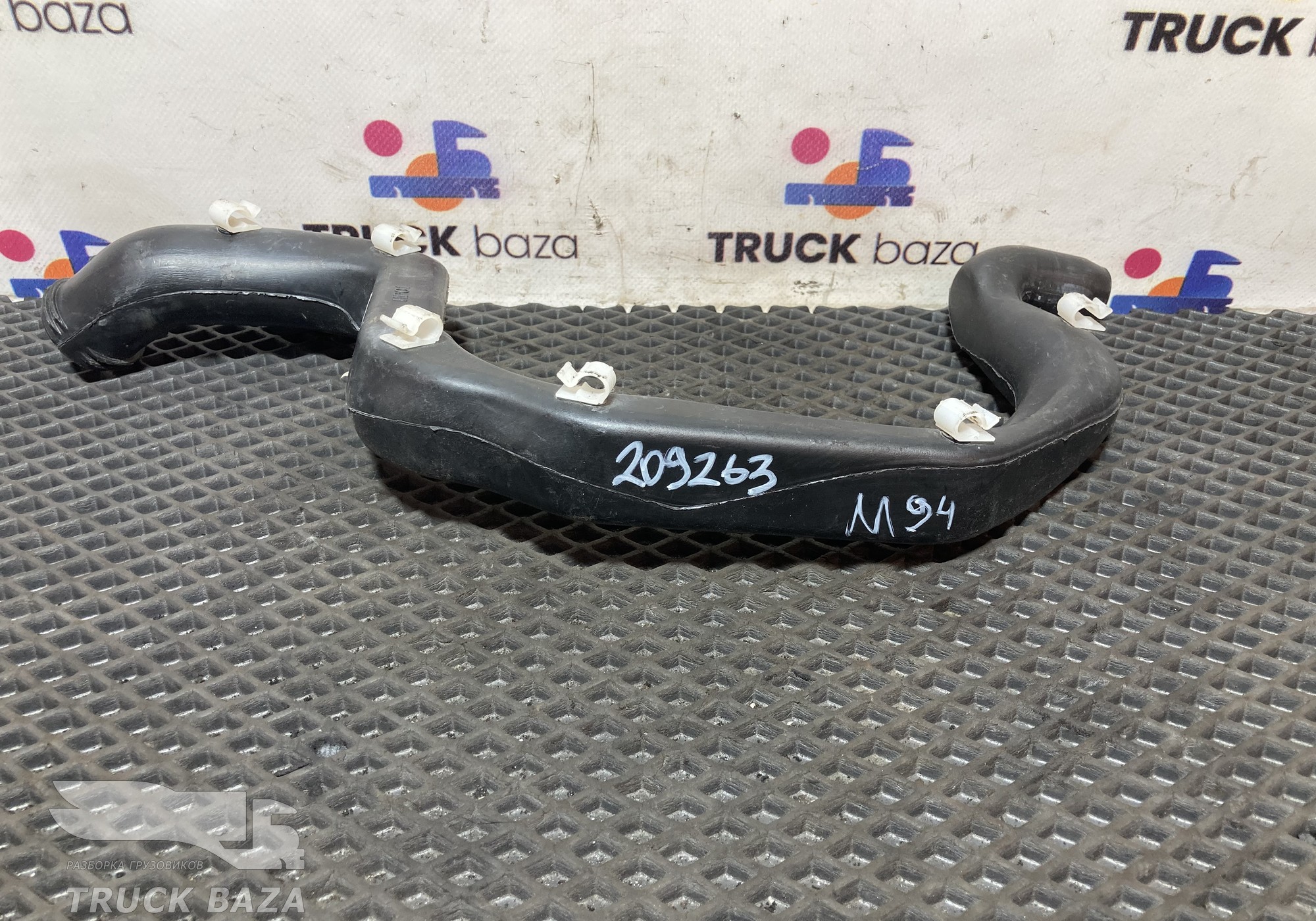 81264810078 Горловина бачка омывателя для Man TGS II (с 2012)