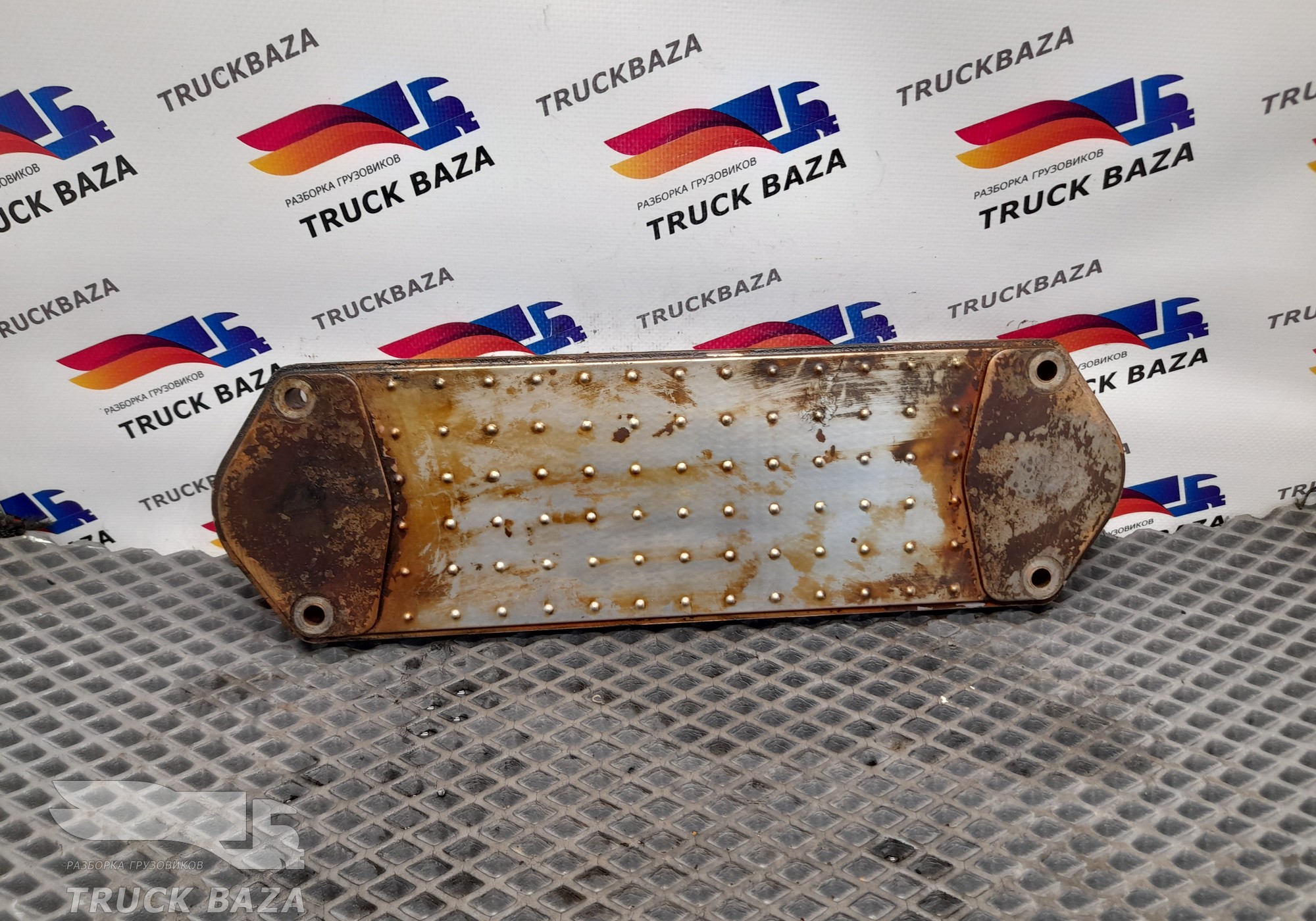 1351348 Теплообменник КПП для Scania 4-series